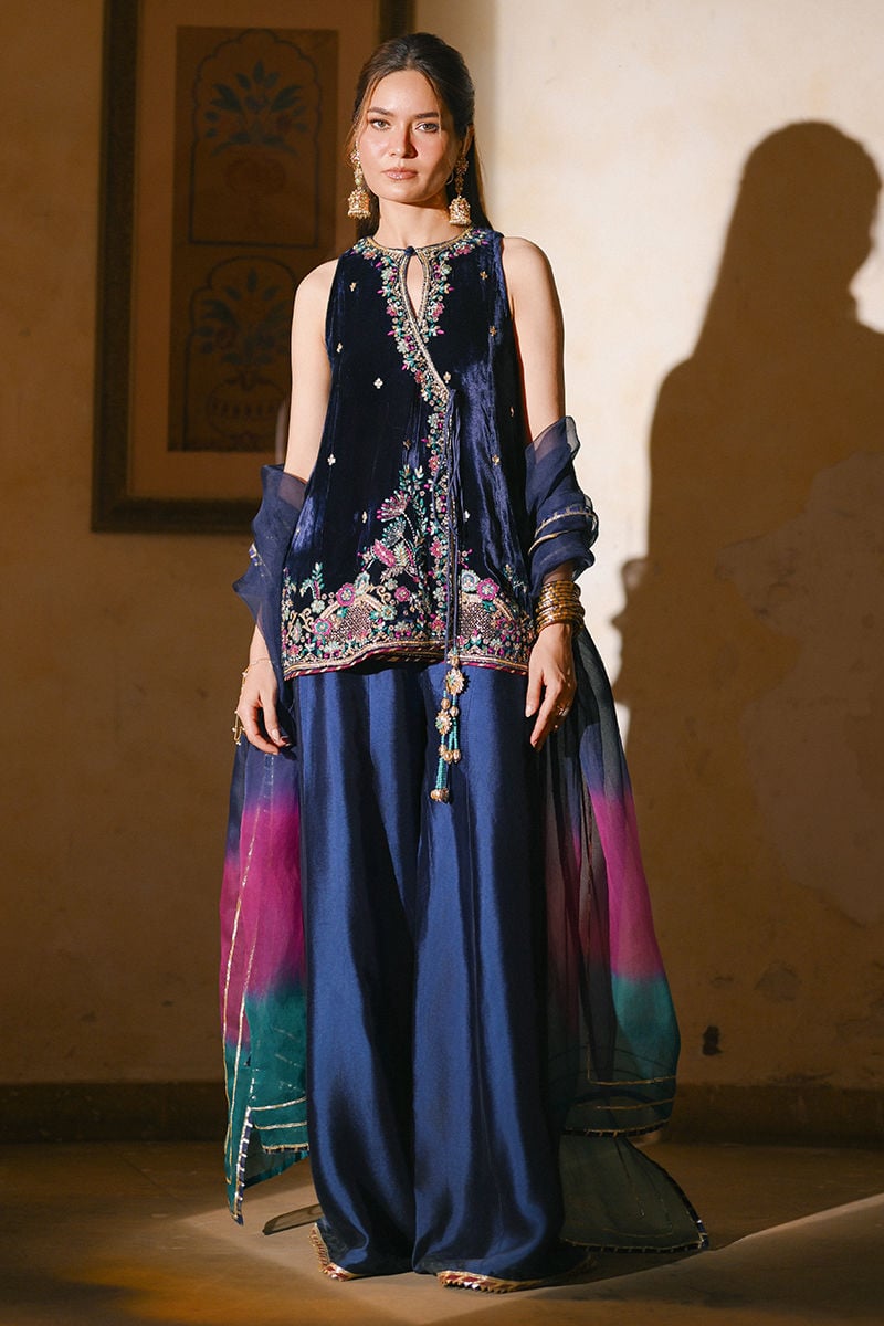 RAAZ ANGARKHA AND DUPATTA | QISSA LUXURY VELVETS | ANSAB JAHANGIR