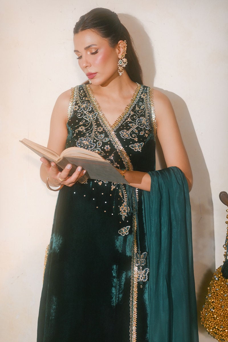 LEHER ANGARKHA AND DUPATTA | QISSA LUXURY VELVETS | ANSAB JAHANGIR