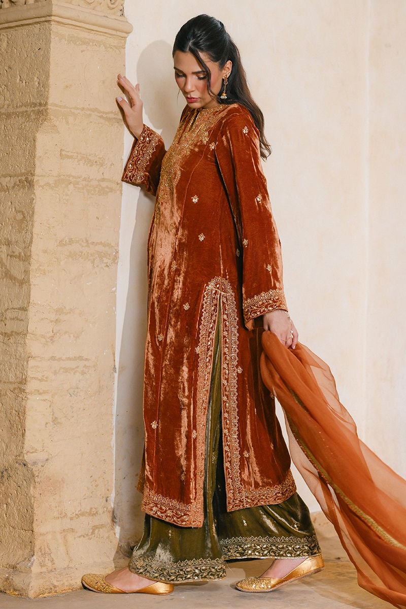 QISSA SHIRT AND DUPATTA | QISSA LUXURY VELVETS | ANSAB JAHANGIR