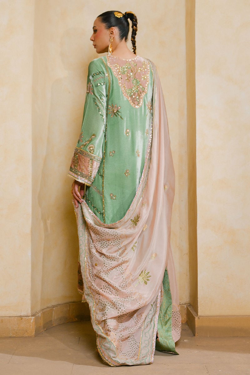 SANA SHIRT AND DUPATTA | QISSA LUXURY VELVETS | ANSAB JAHANGIR