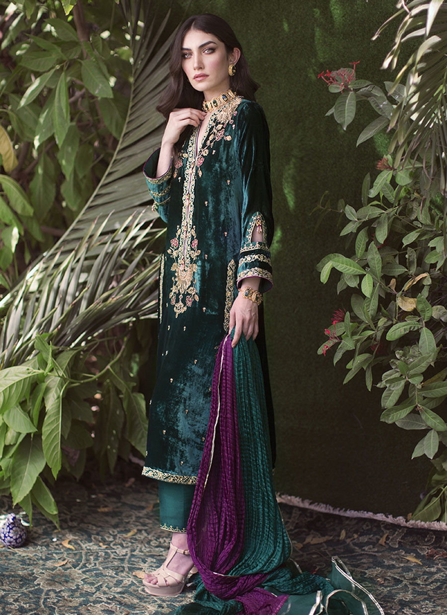 Ivy Emerald Velvet | Velvet | FARAH TALIB AZIZ