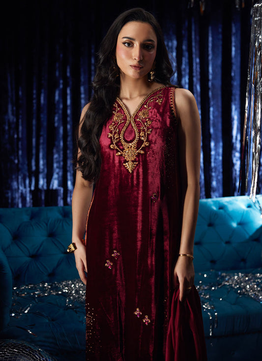 Arden Garnet Shirt And Dupatta | Velvet | FARAH TALIB AZIZ