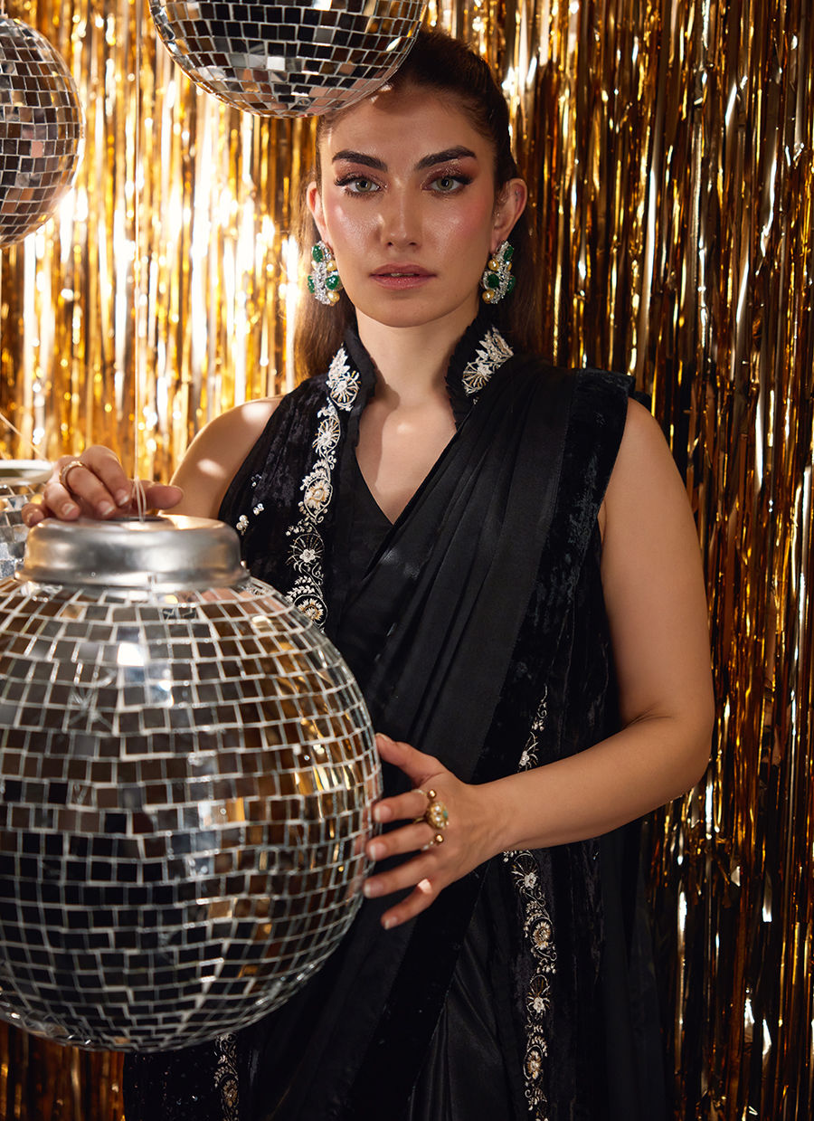 Aveline Black Velvet Jacket | Velvet | FARAH TALIB AZIZ