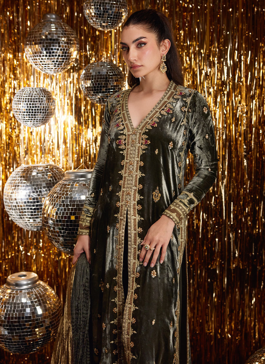 Sarina Slate Shirt And Dupatta | Velvet | FARAH TALIB AZIZ