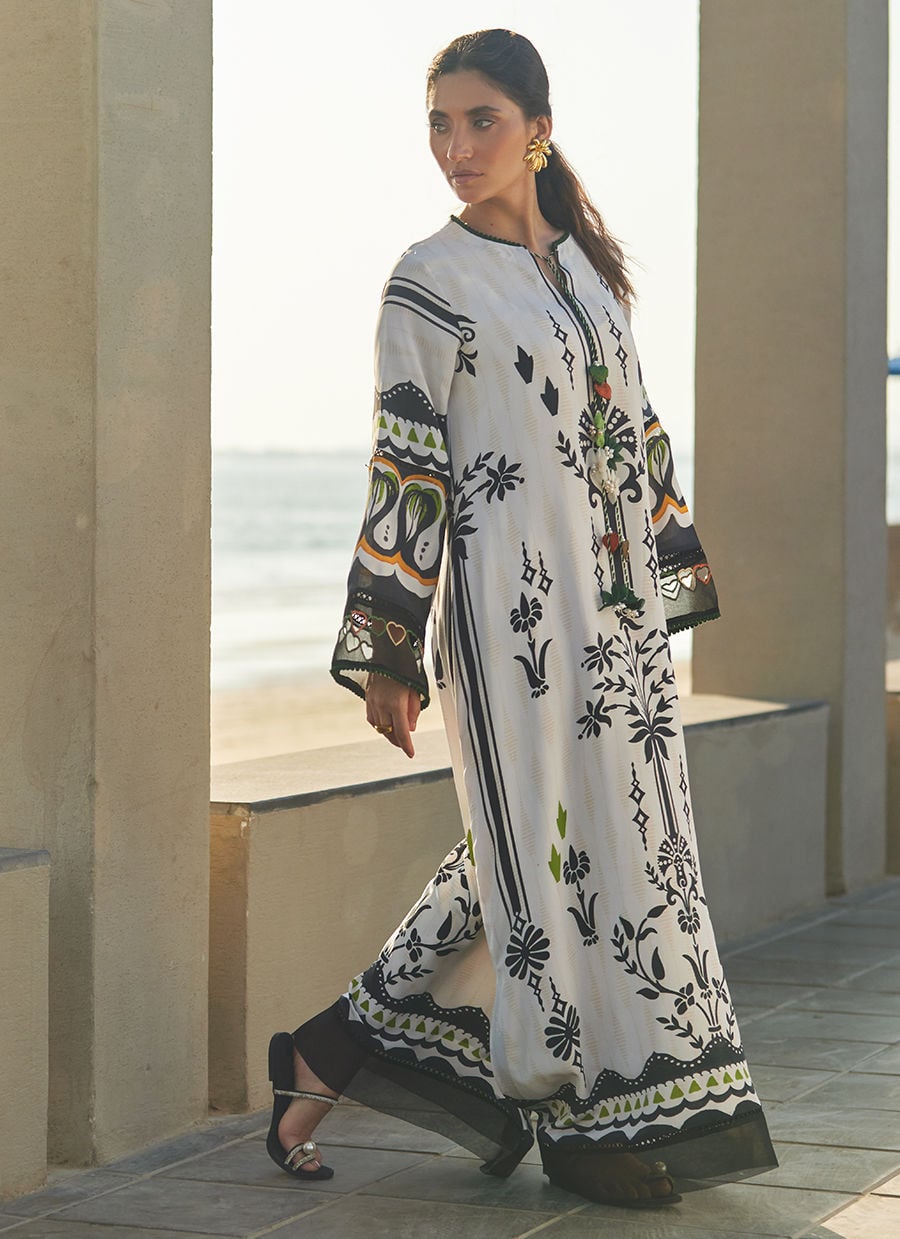Zenya Crepe Kaftan | Laani - The Kaftan Edit | FARAH TALIB AZIZ