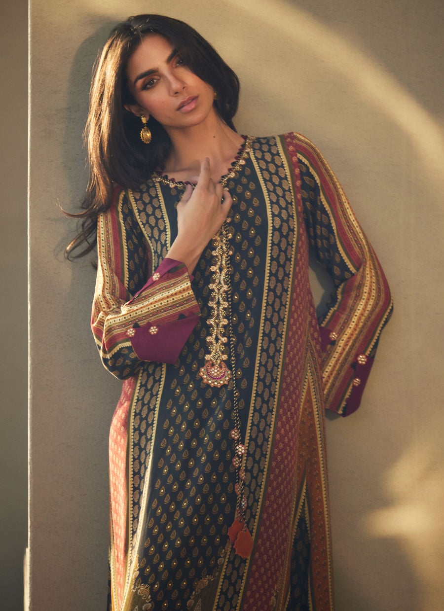 Ophelia Onyx Crepe Kaftan | Laani - The Kaftan Edit | FARAH TALIB AZIZ