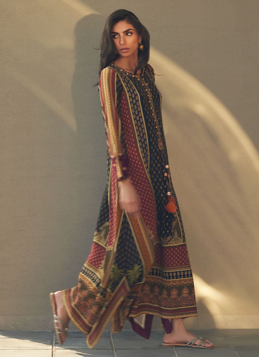 Ophelia Onyx Crepe Kaftan | Laani - The Kaftan Edit | FARAH TALIB AZIZ
