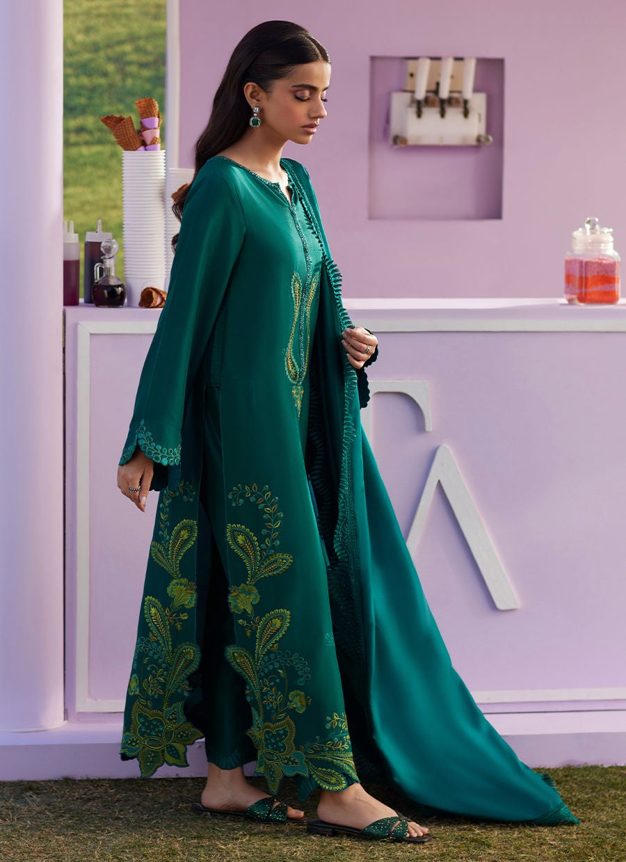 Zayra Shirt And Dupatta | Luna Eid '26 | FARAH TALIB AZIZ