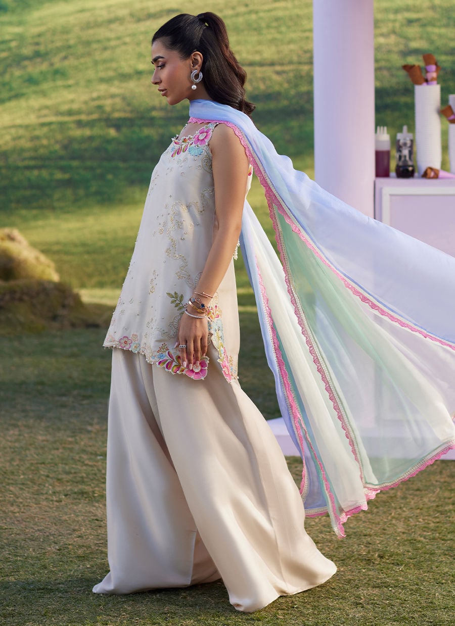 Aira Shirt And Dupatta | Luna Eid '26 | FARAH TALIB AZIZ