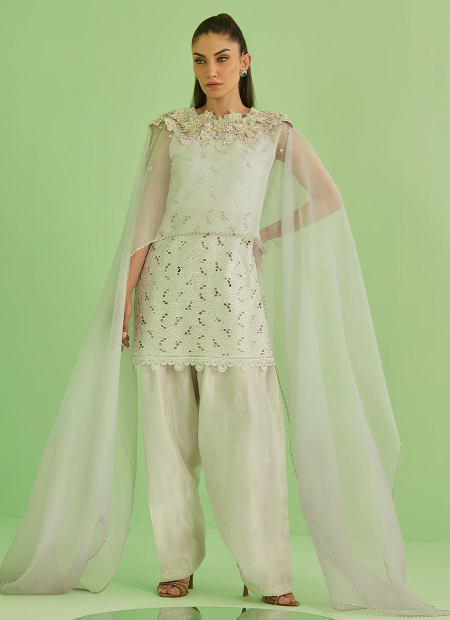Laine Shirt And Drape Dupatta | Veya- A Draped Capsule | FARAH TALIB AZIZ