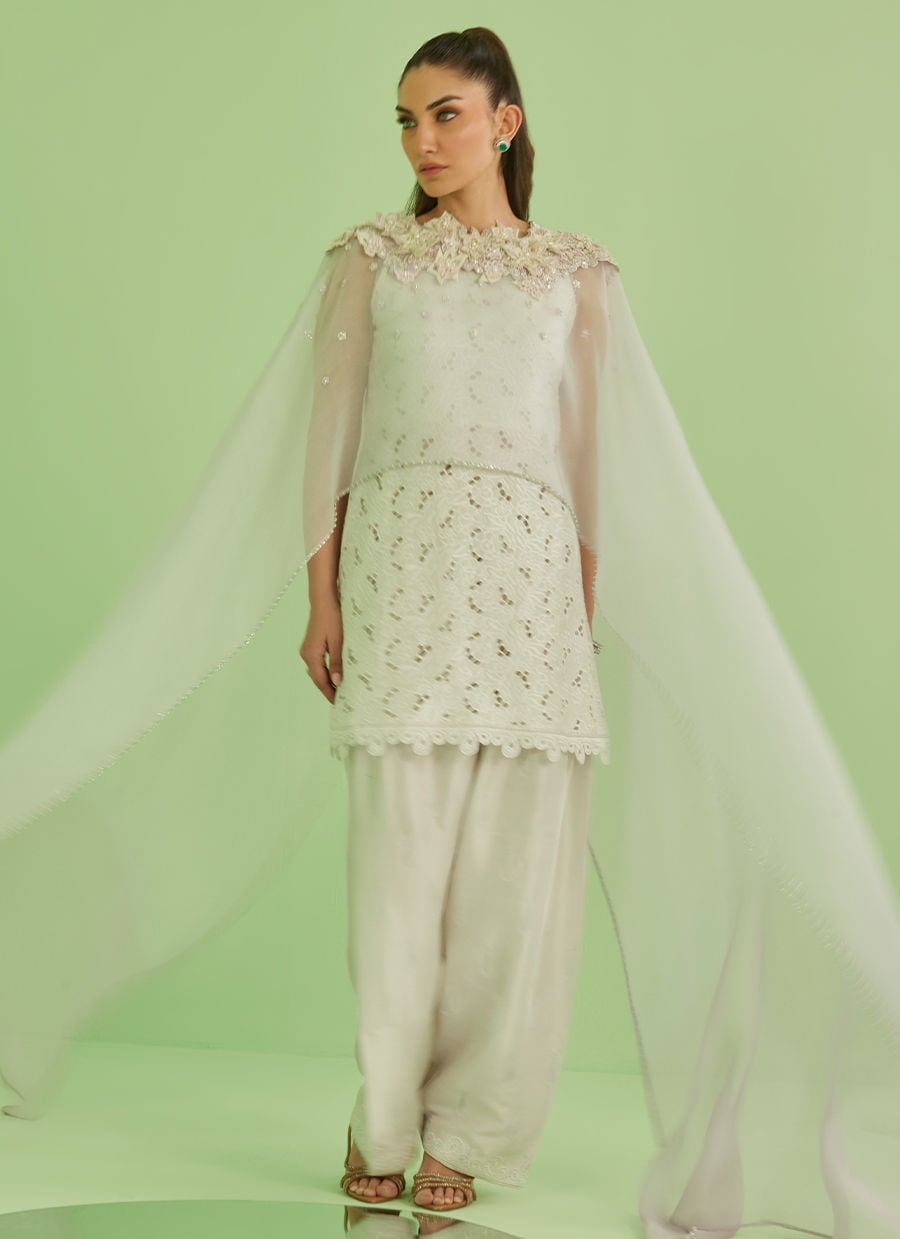 Laine Shirt And Drape Dupatta | Veya- A Draped Capsule | FARAH TALIB AZIZ