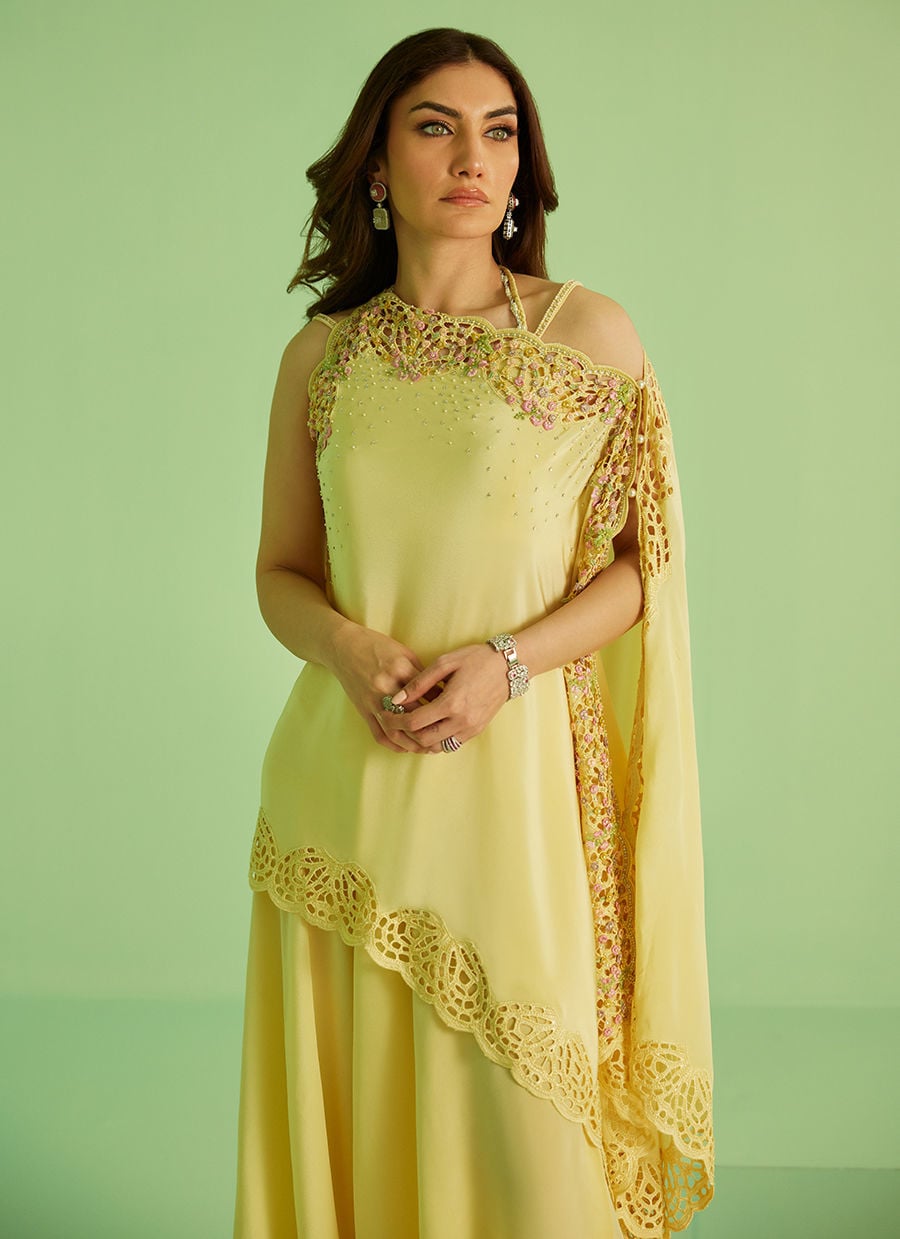 Solenne Shirt And Drape Dupatta With Pants | Veya- A Draped Capsule | FARAH TALIB AZIZ
