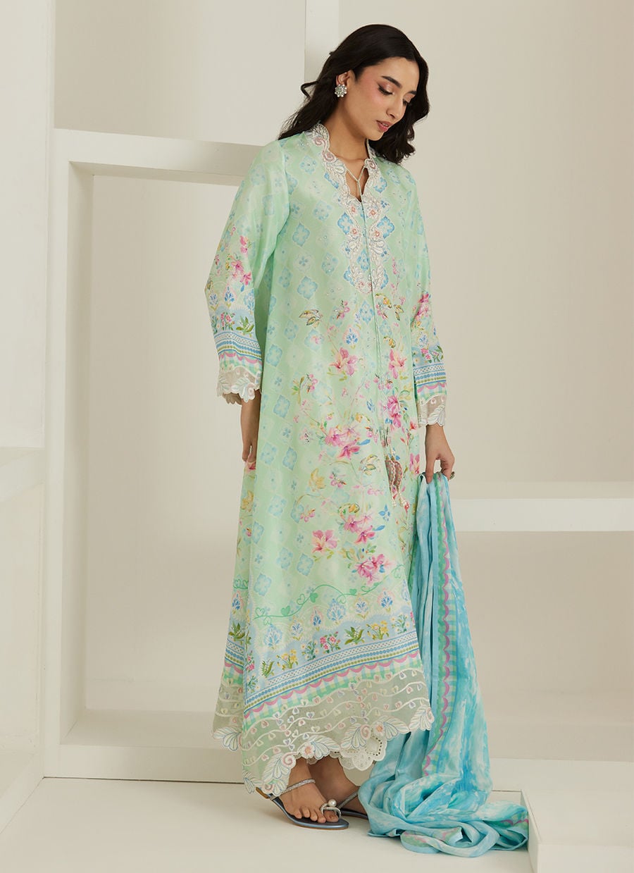 Runa Aqua Kaftan And Dupatta | Tara Eid'26 | FARAH TALIB AZIZ