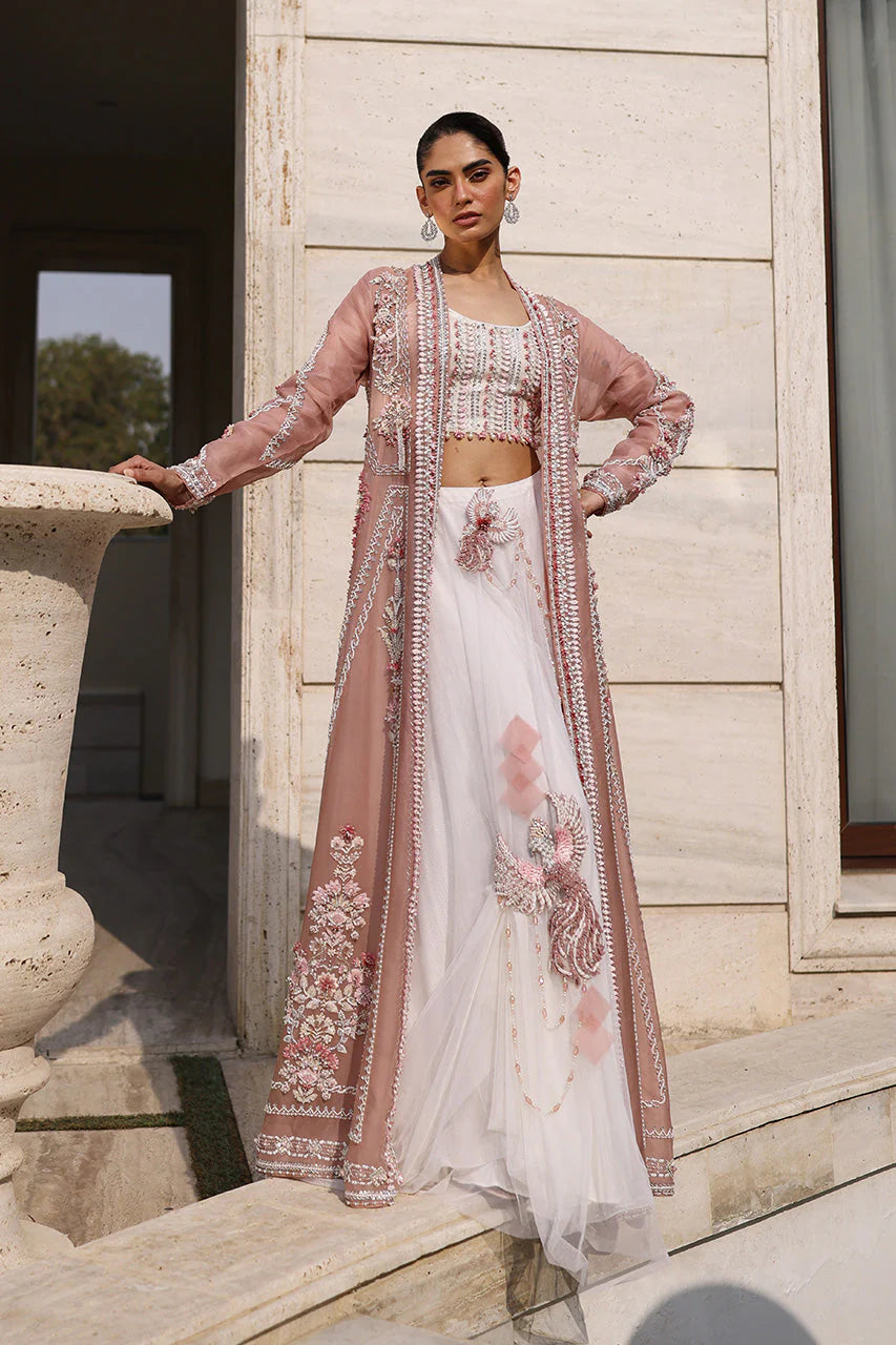 LUCILLE | Lulua | Nida Azwer – Chaand Tara