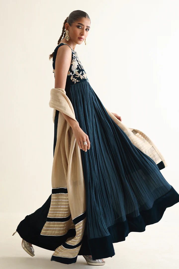 Narina | Velvet | Nadia Farooqui