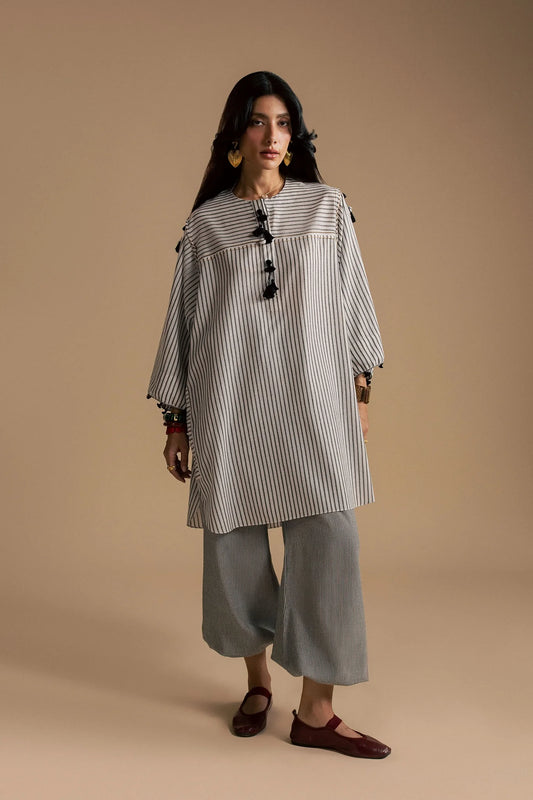 ILA (ERW-21751) |  ESSENTIALS FALL '26 | ELAN