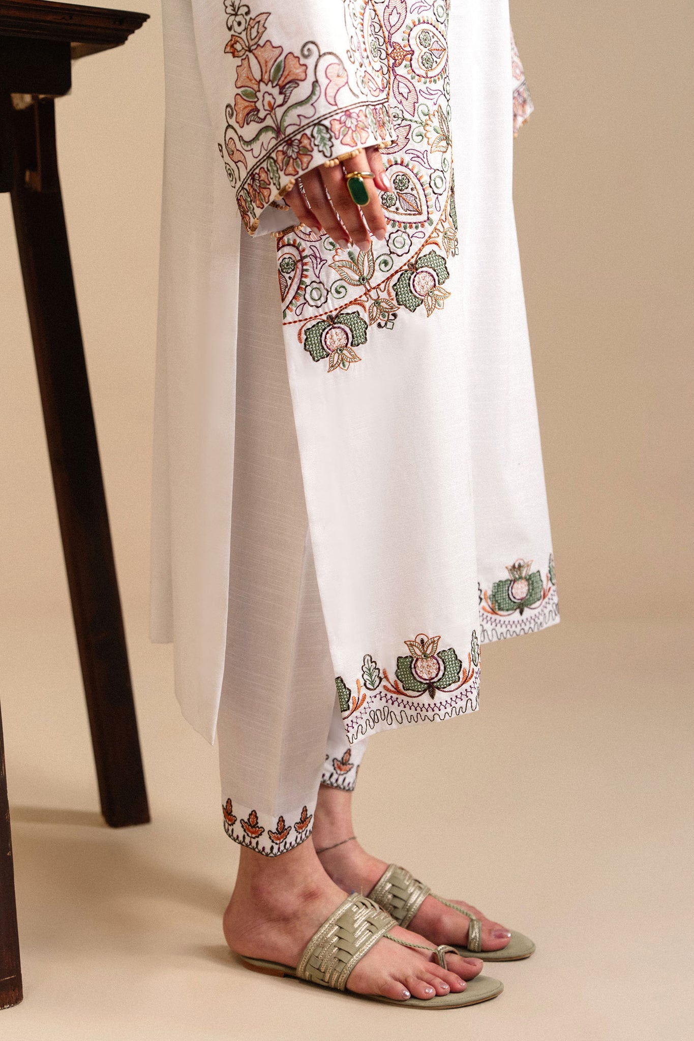 EIRA (ERW-21567) | ELAN