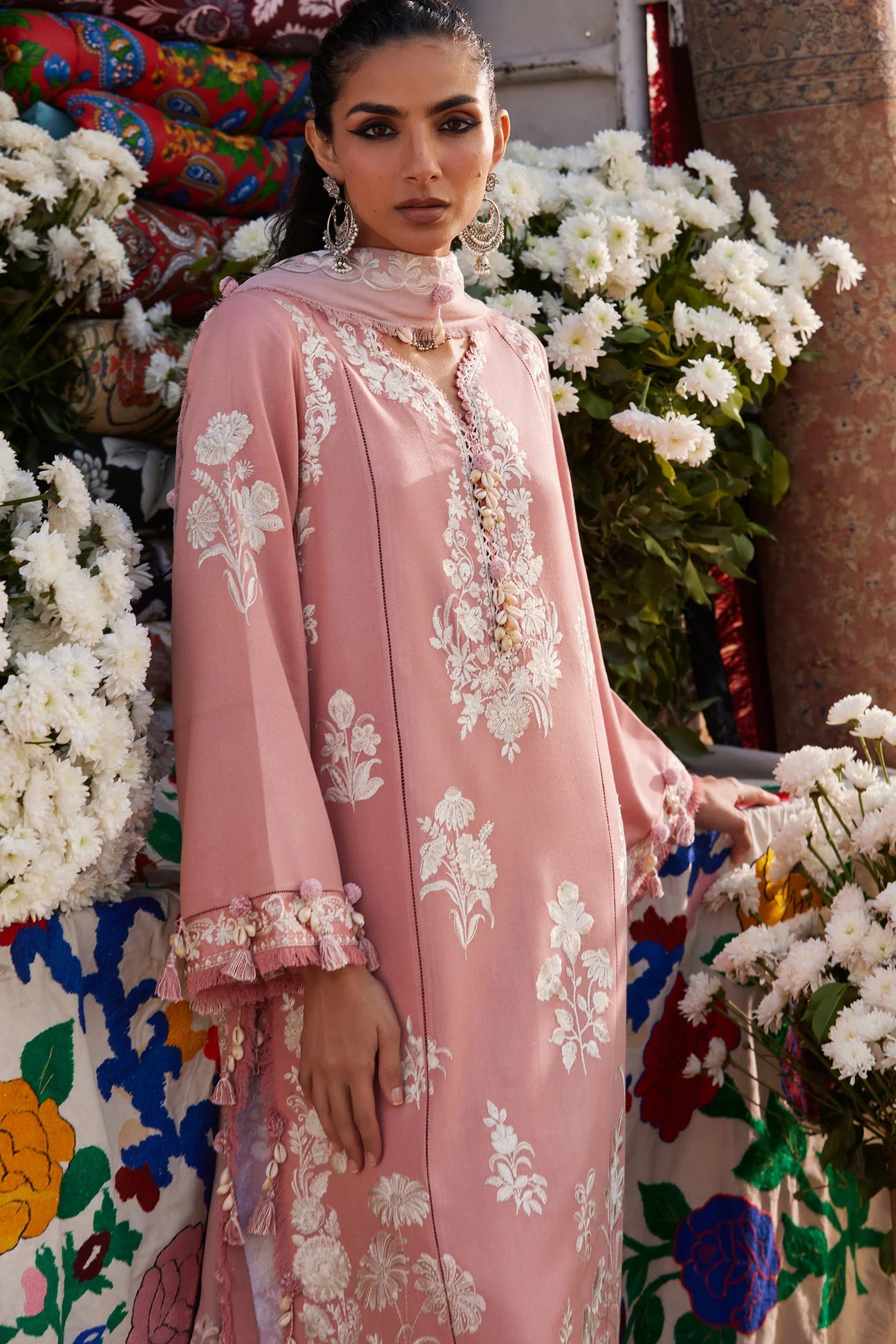 NIRA (ZW25-05) | WINTER'25 | ZAHA