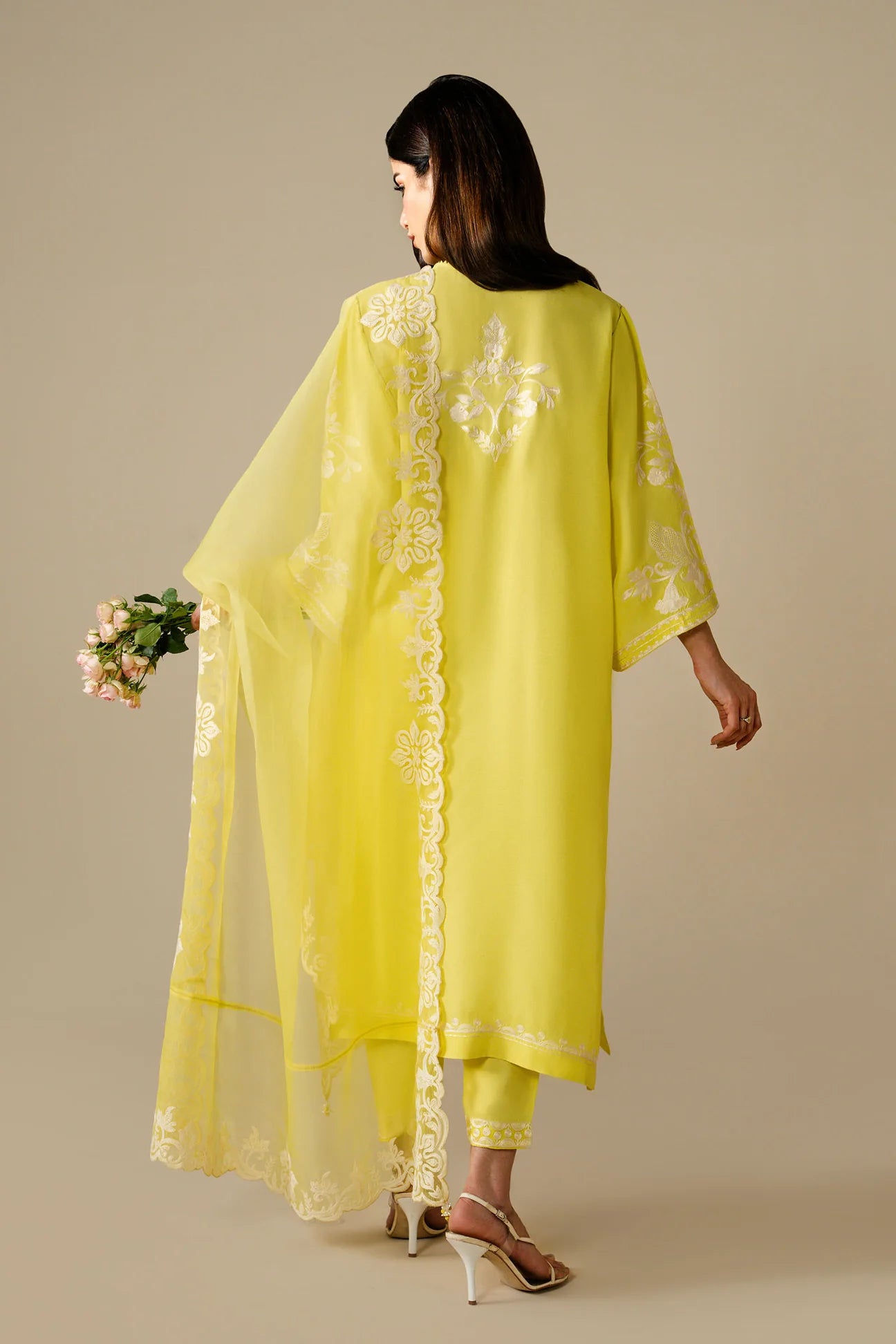 (ZRW-21520) LUNARAE | SERAE | ZAHA