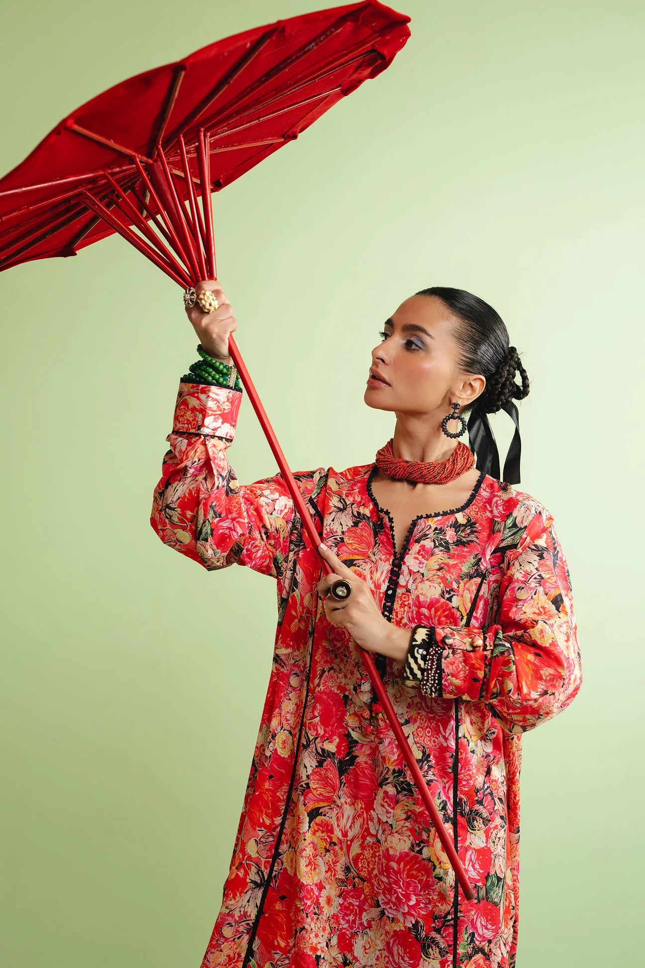 CRIMSON CRUSH (ZRW-21287) | Zaha Festive’25