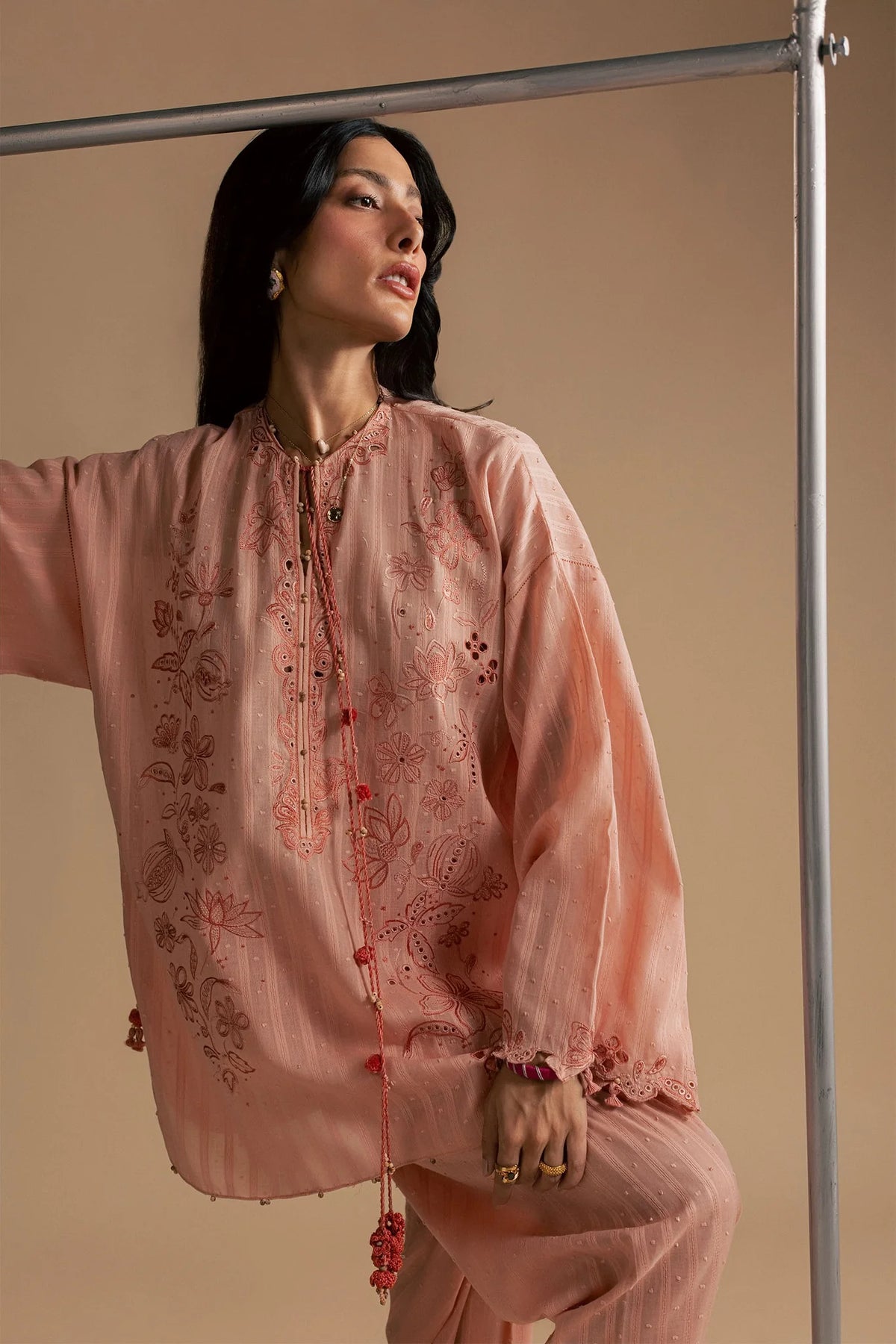 NOA (ERW-21744) |  ESSENTIALS FALL '26 | ELAN