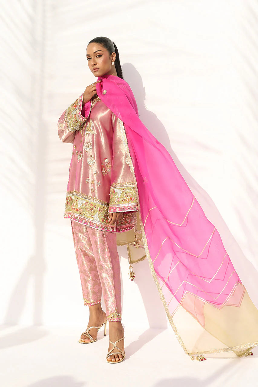 Oria | The Winter Edit '25 | Sania Maskatiya