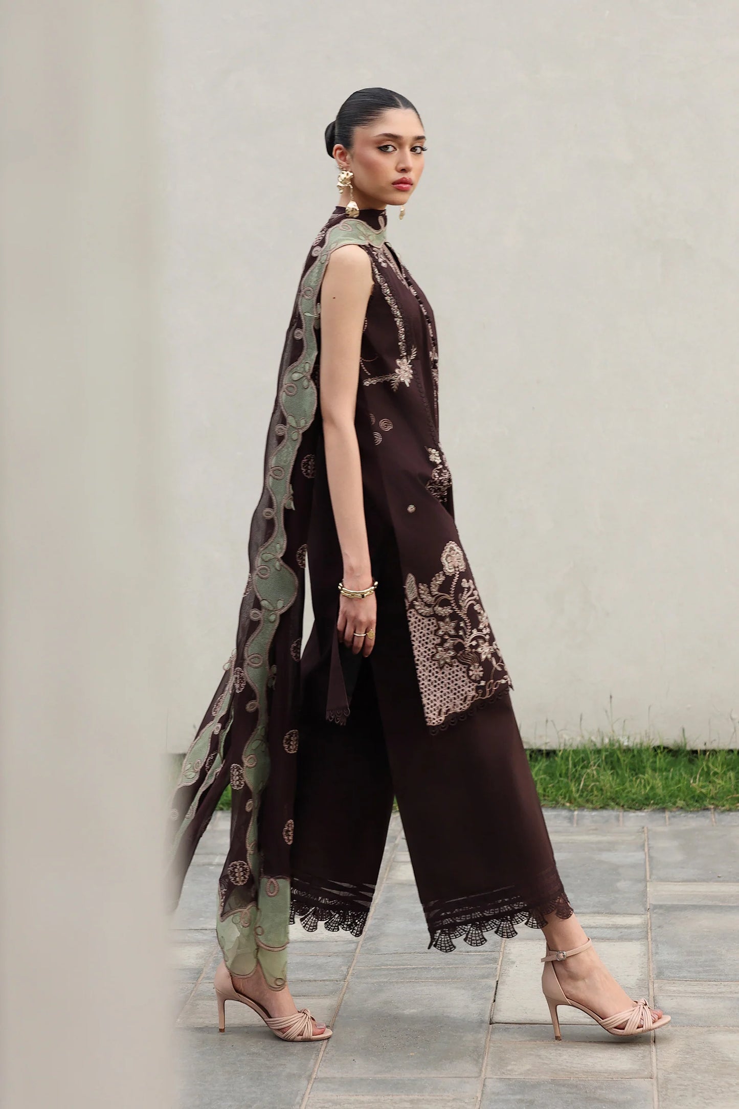 QKL-15 YASRA | Qline Lawn Drop II | Qalamkar