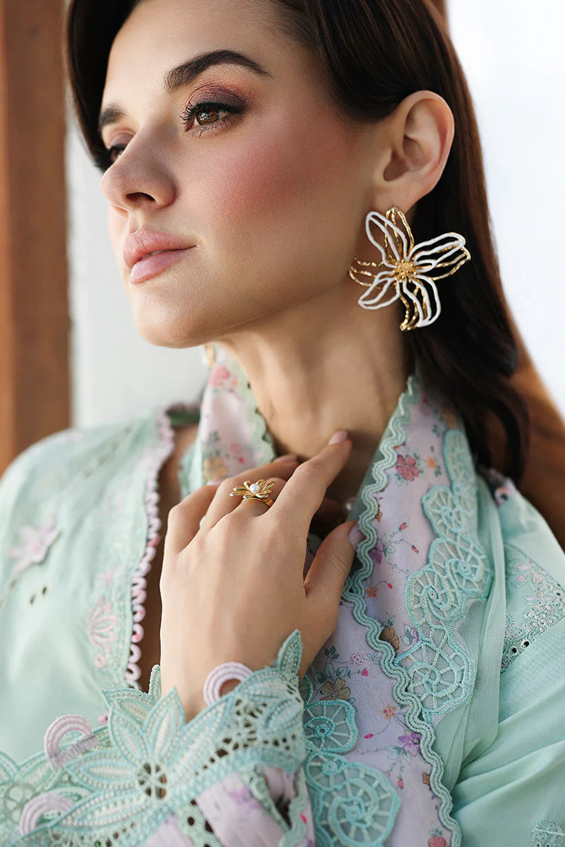 CM-08 SEREN | Chikankari Eid Edit '26 | Qalamkar