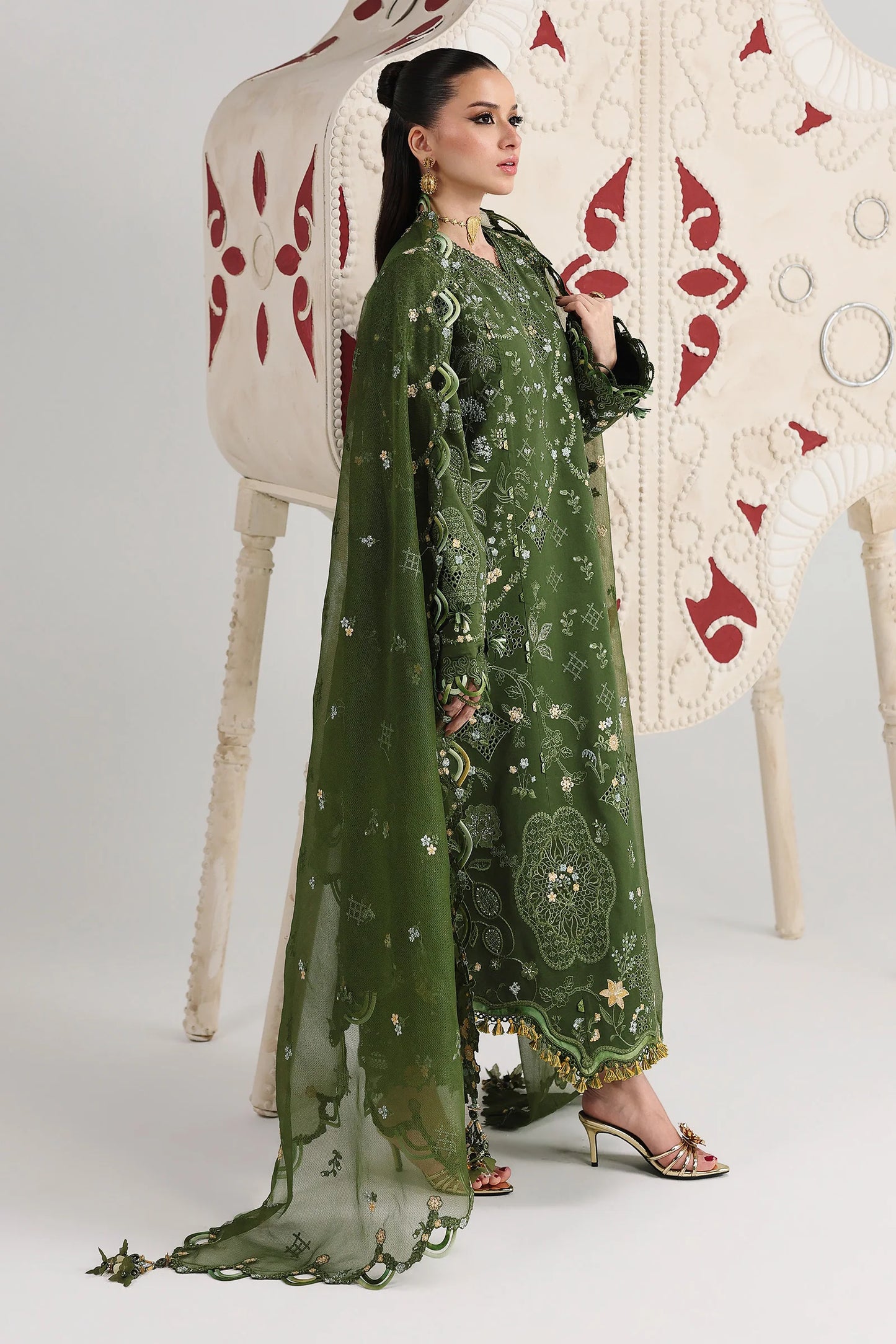 QFL-09 VESTA | Festive Lawn '26 | Qalamkar