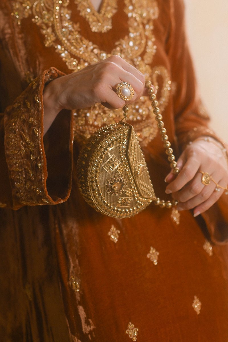 GULNOOR KAFTAN | QISSA LUXURY VELVETS | ANSAB JAHANGIR