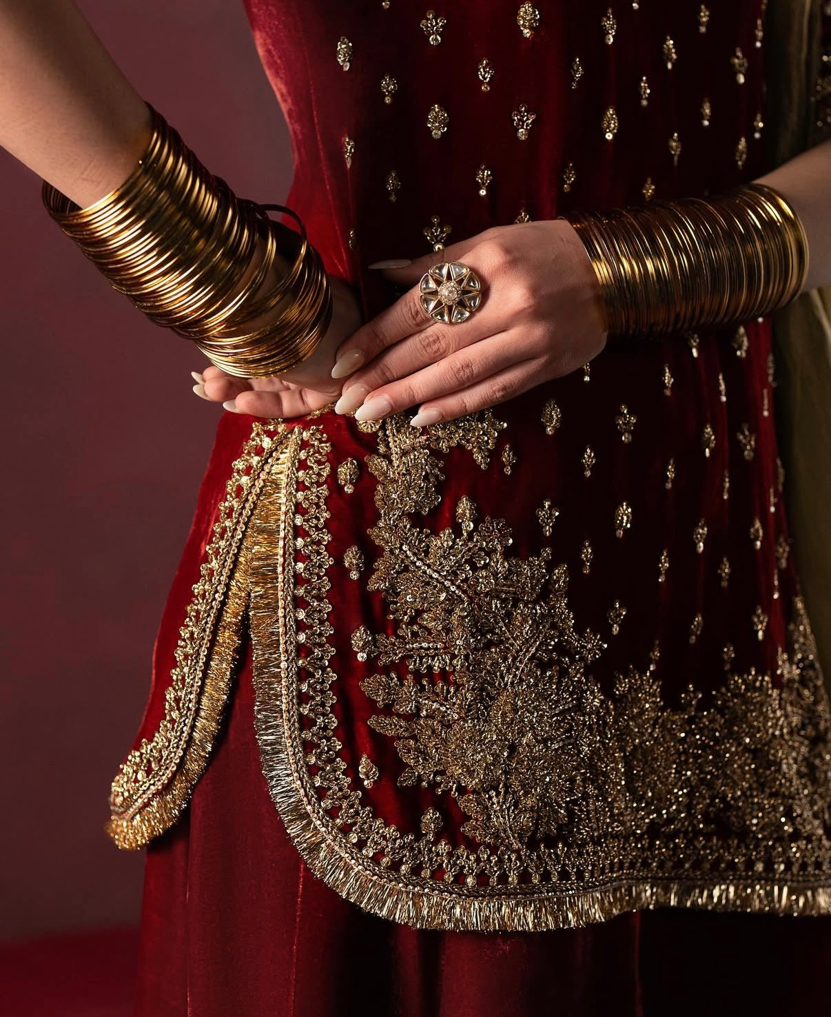 ZARRAK VELVET 2025 (RED) | Mihha