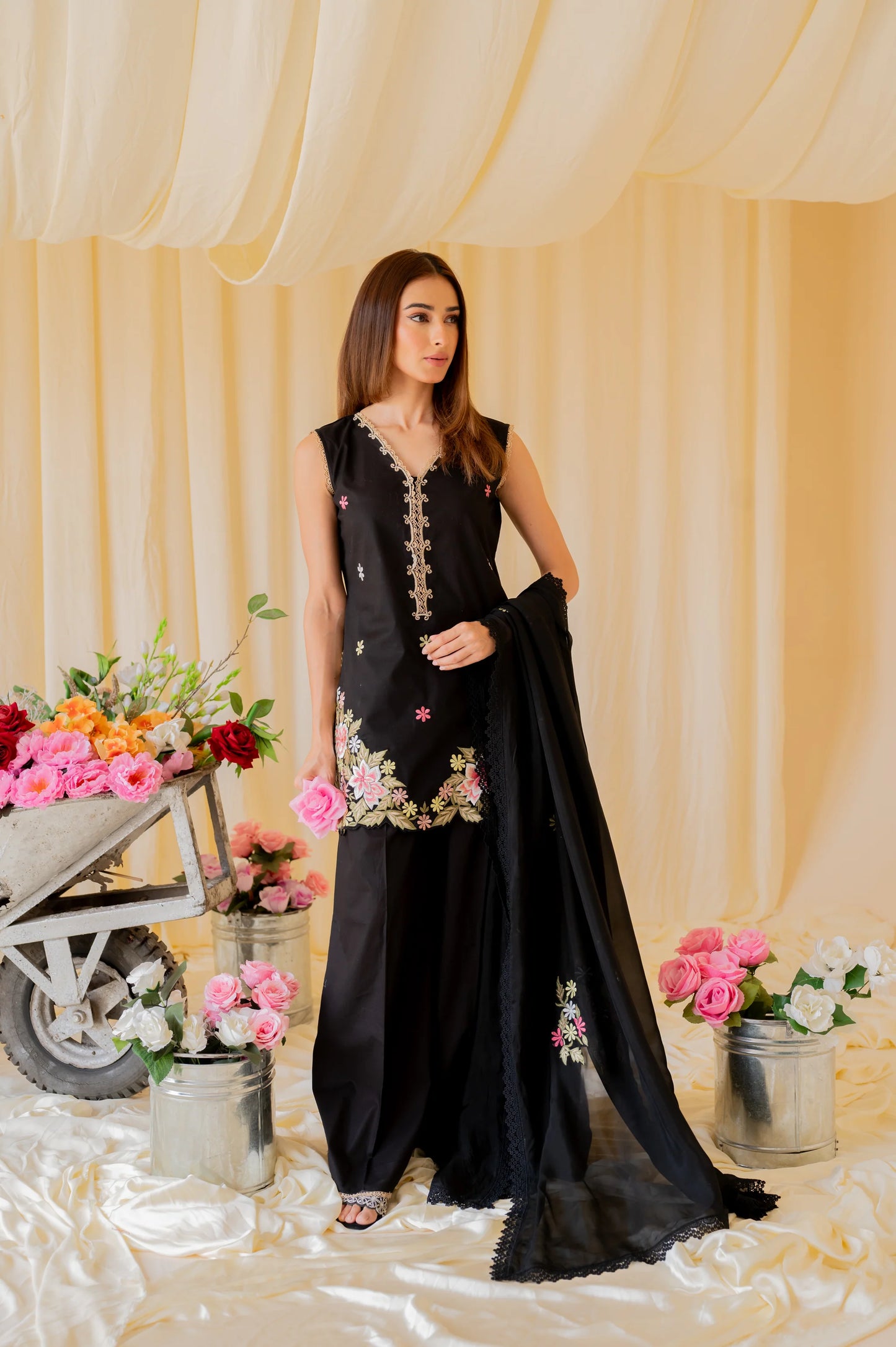 Flora Set | Shanzay Anooshay