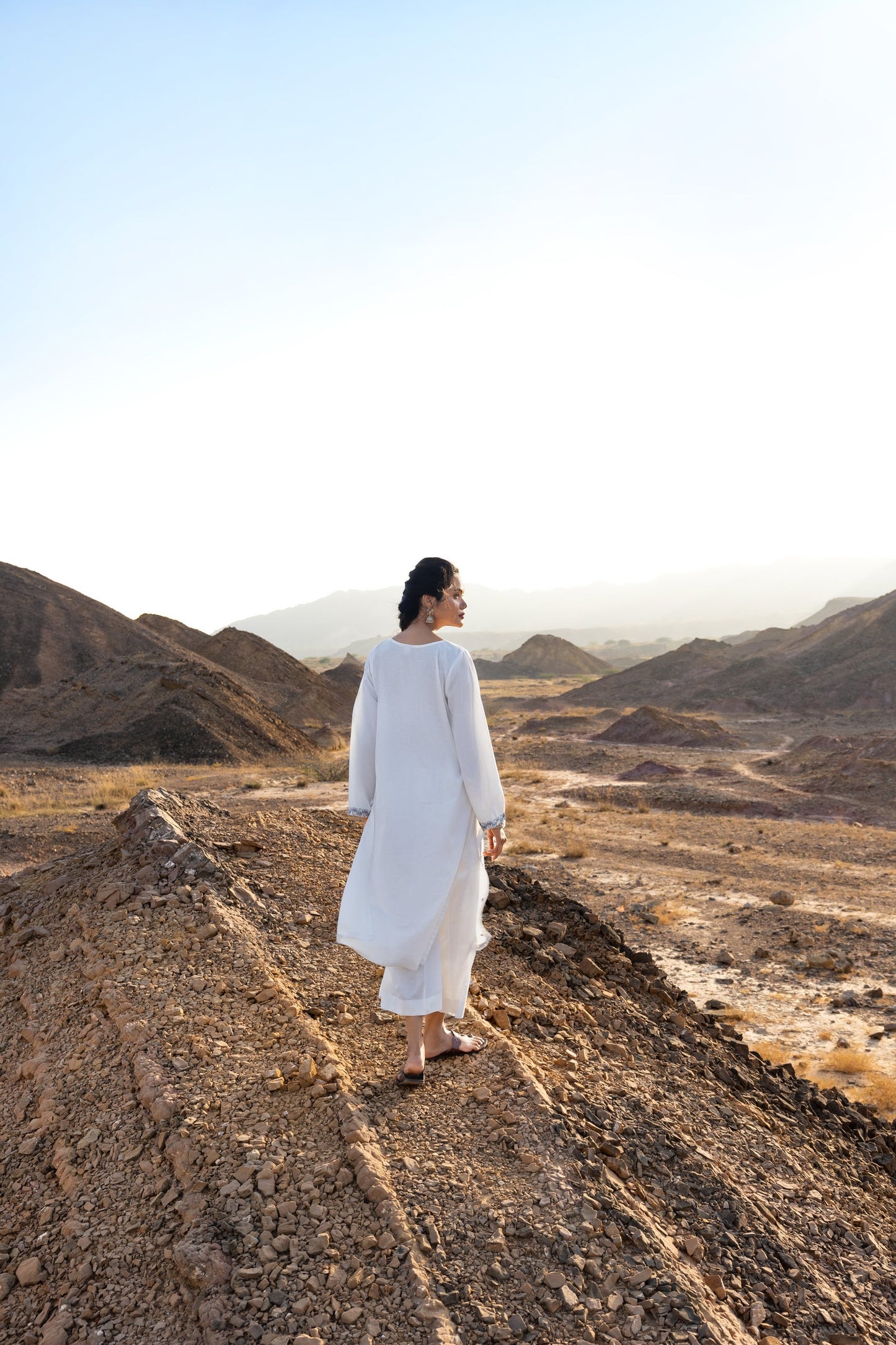 Zarqa Set | M by Mahira