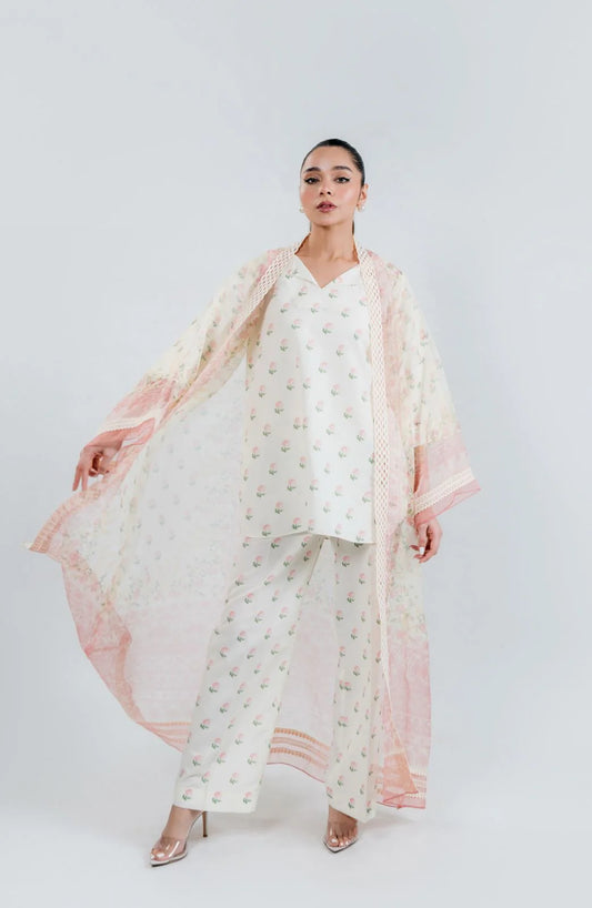 Nihan (B) | BARAÉ KHANOM