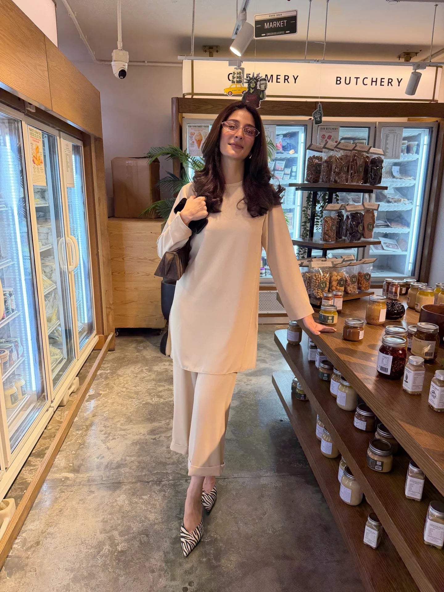 BEIGE G-SUIT |NEW IN | SAK ATELIER