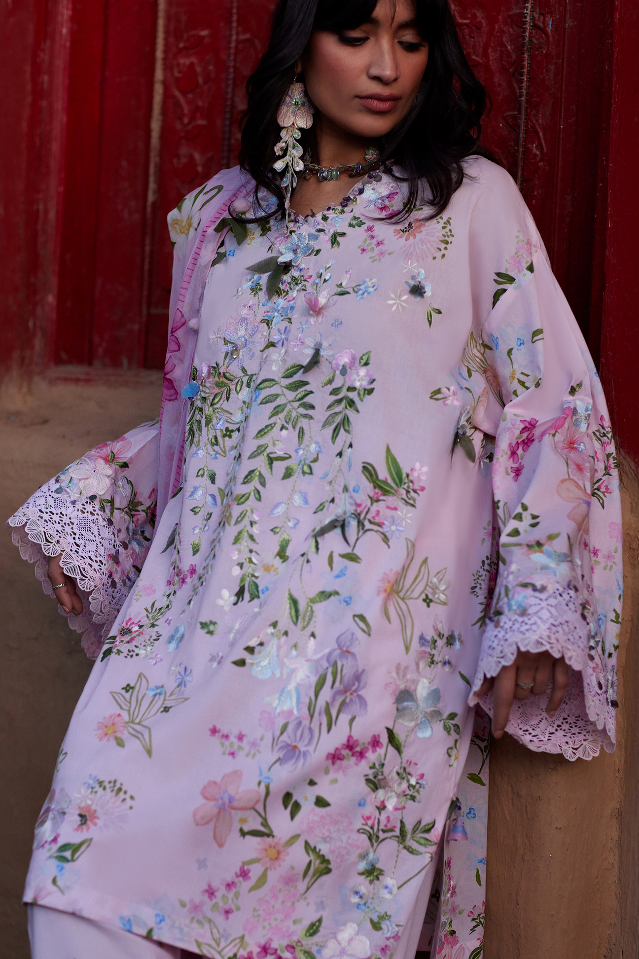 JIĀ (佳) (ZL26-12 A) | Zaha Festive Lawn’26