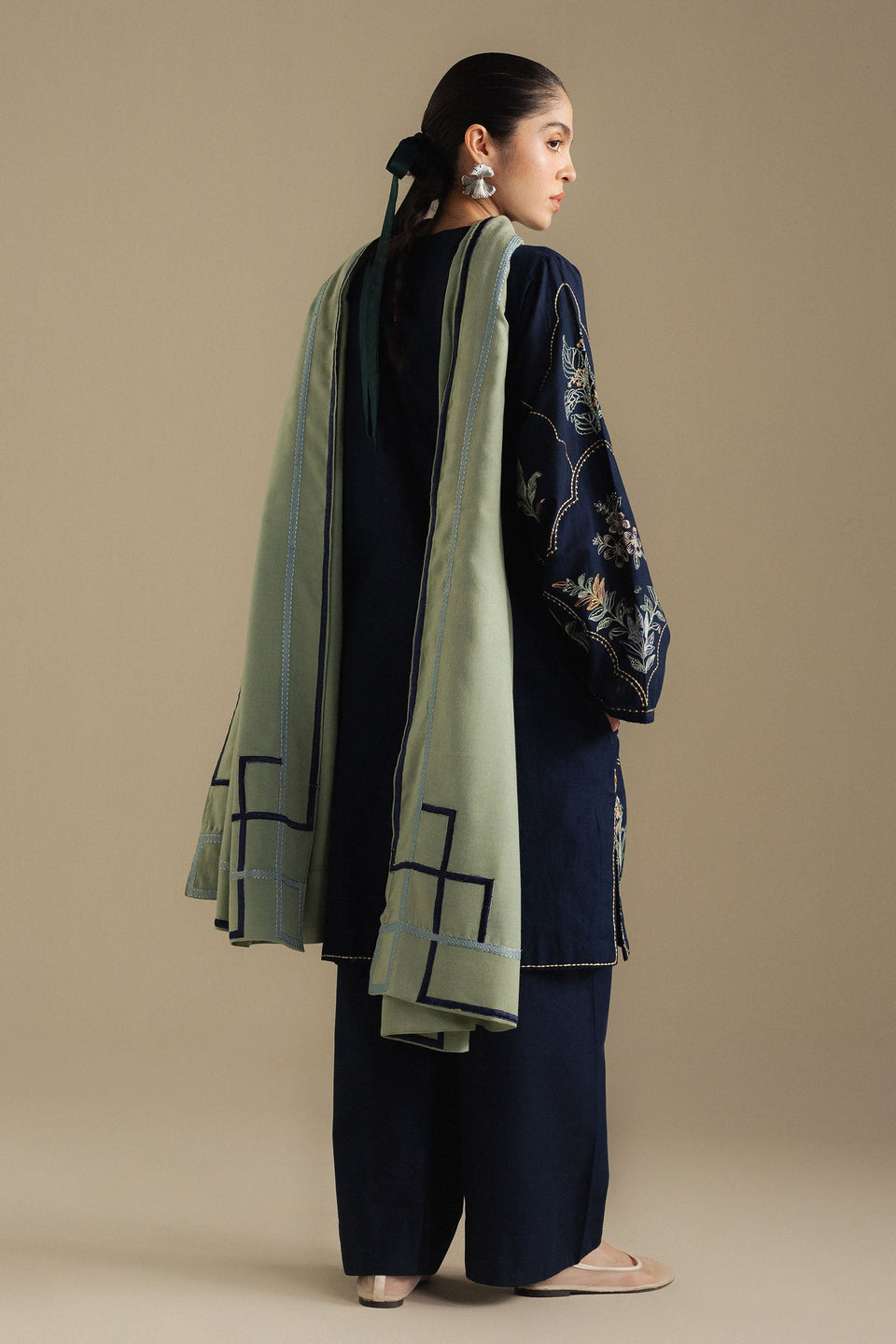 AMBER-1B | Coco Winter Unstitched’25 | Zara Shahjahan