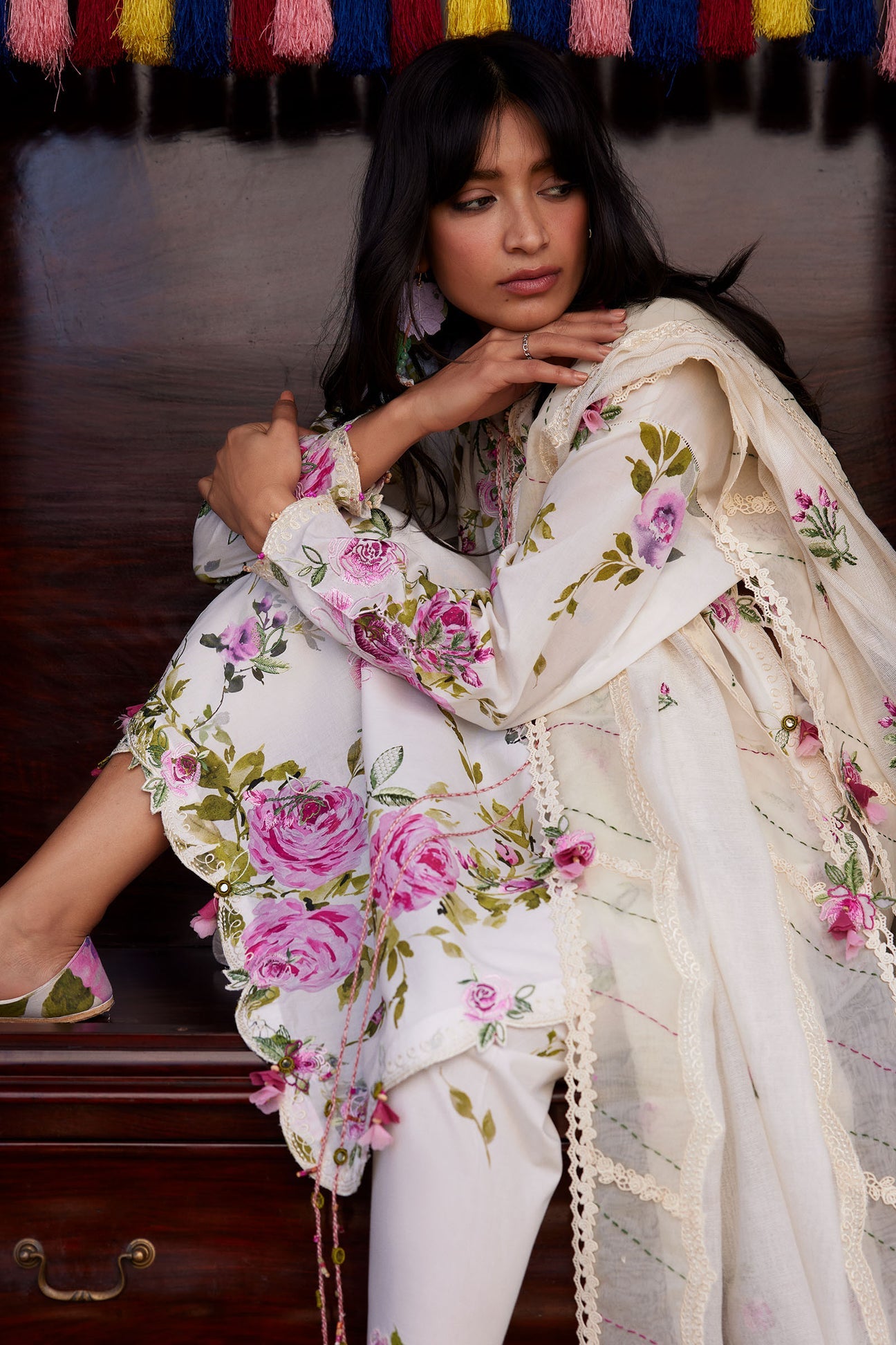 FĚN YÌ 粉意 (ZL26-11 B) | Zaha Festive Lawn’26