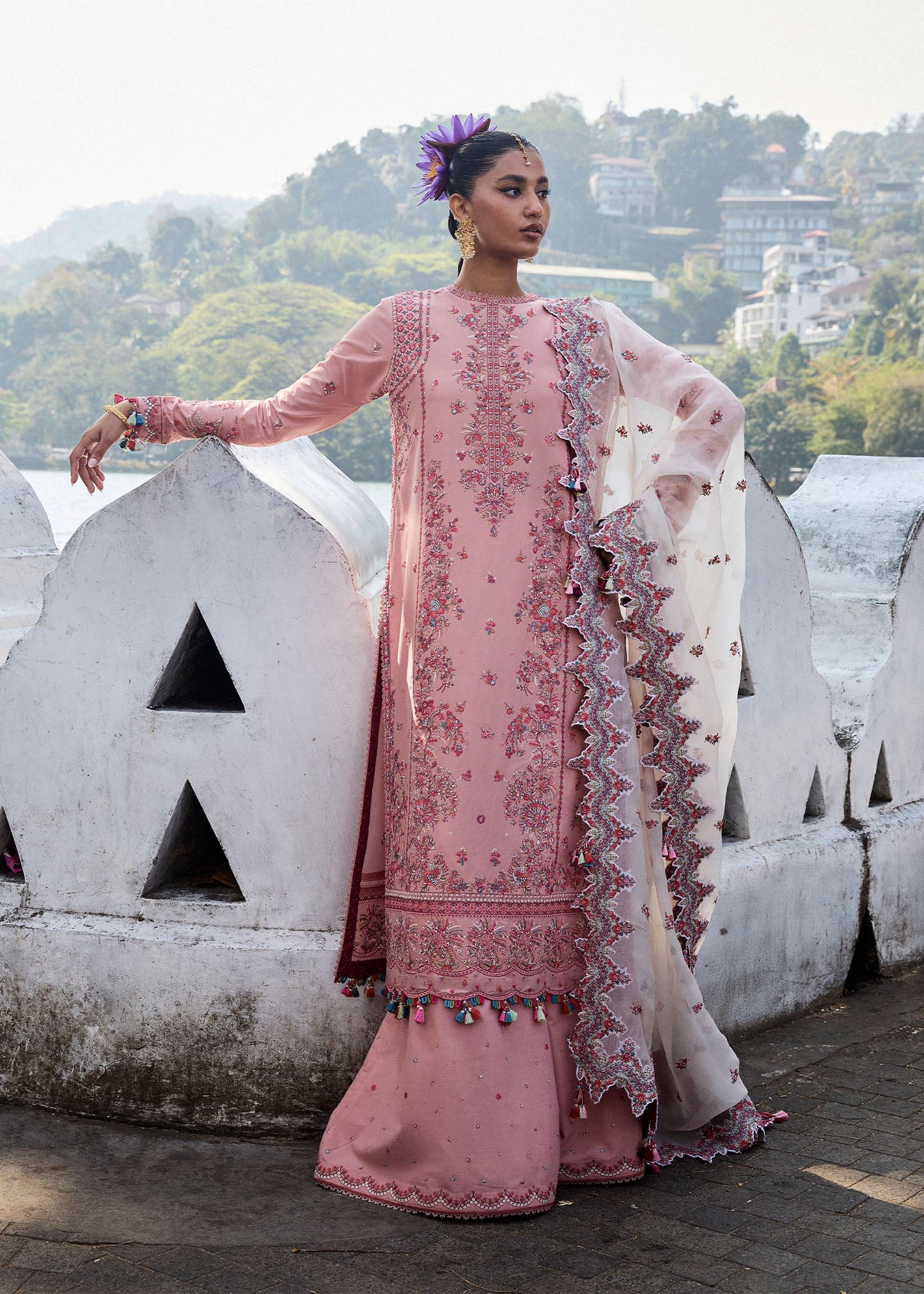 Peaar | Hussain Rehar Luxury Lawn’25