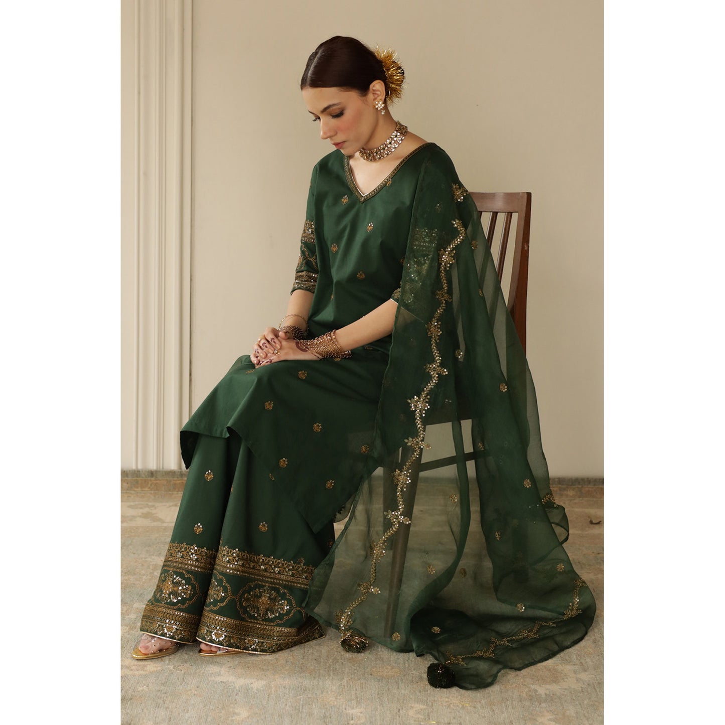 BOTTLE GREEN OUTFIT  | DYOT