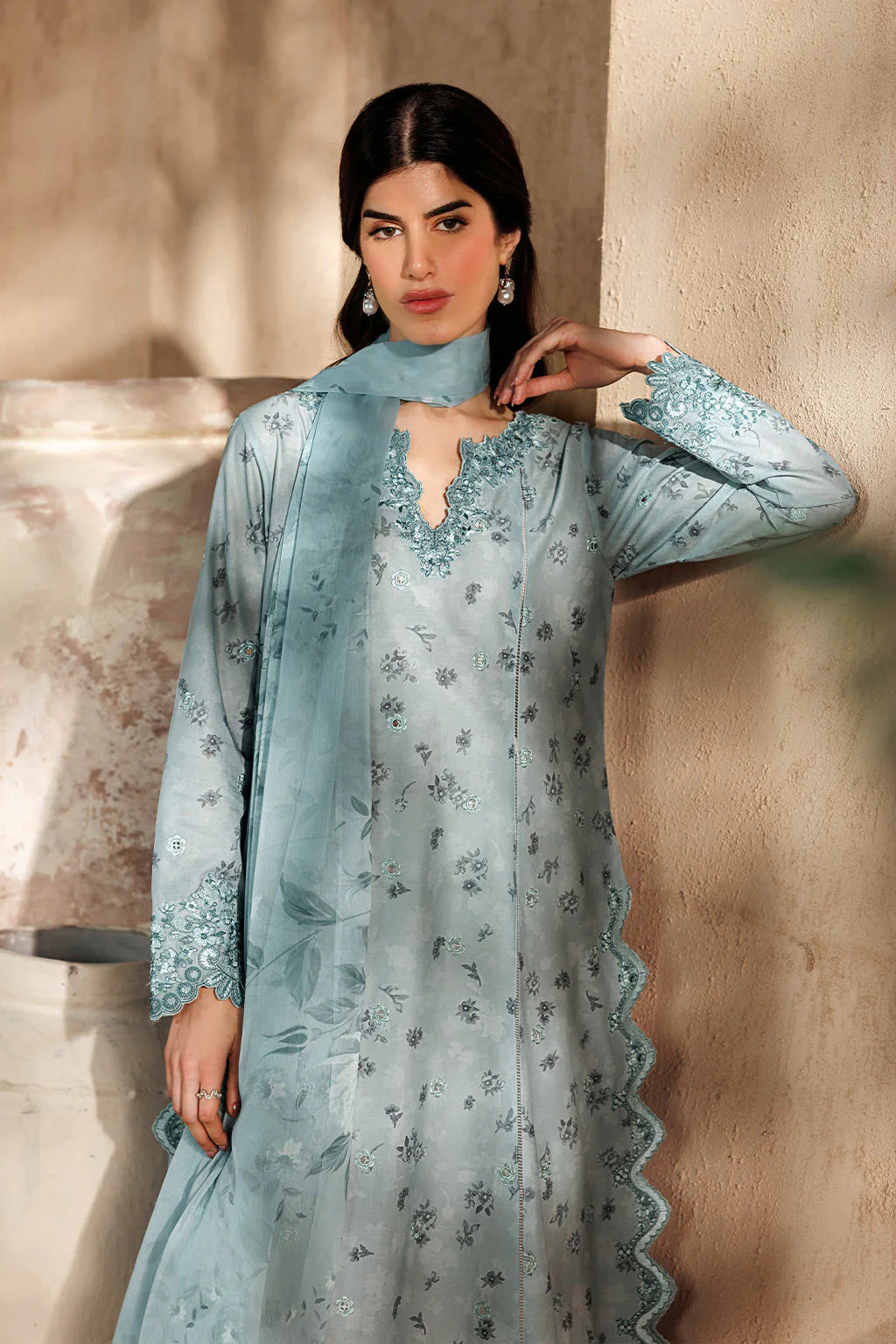 UE-671 Printed Lawn | Iznik