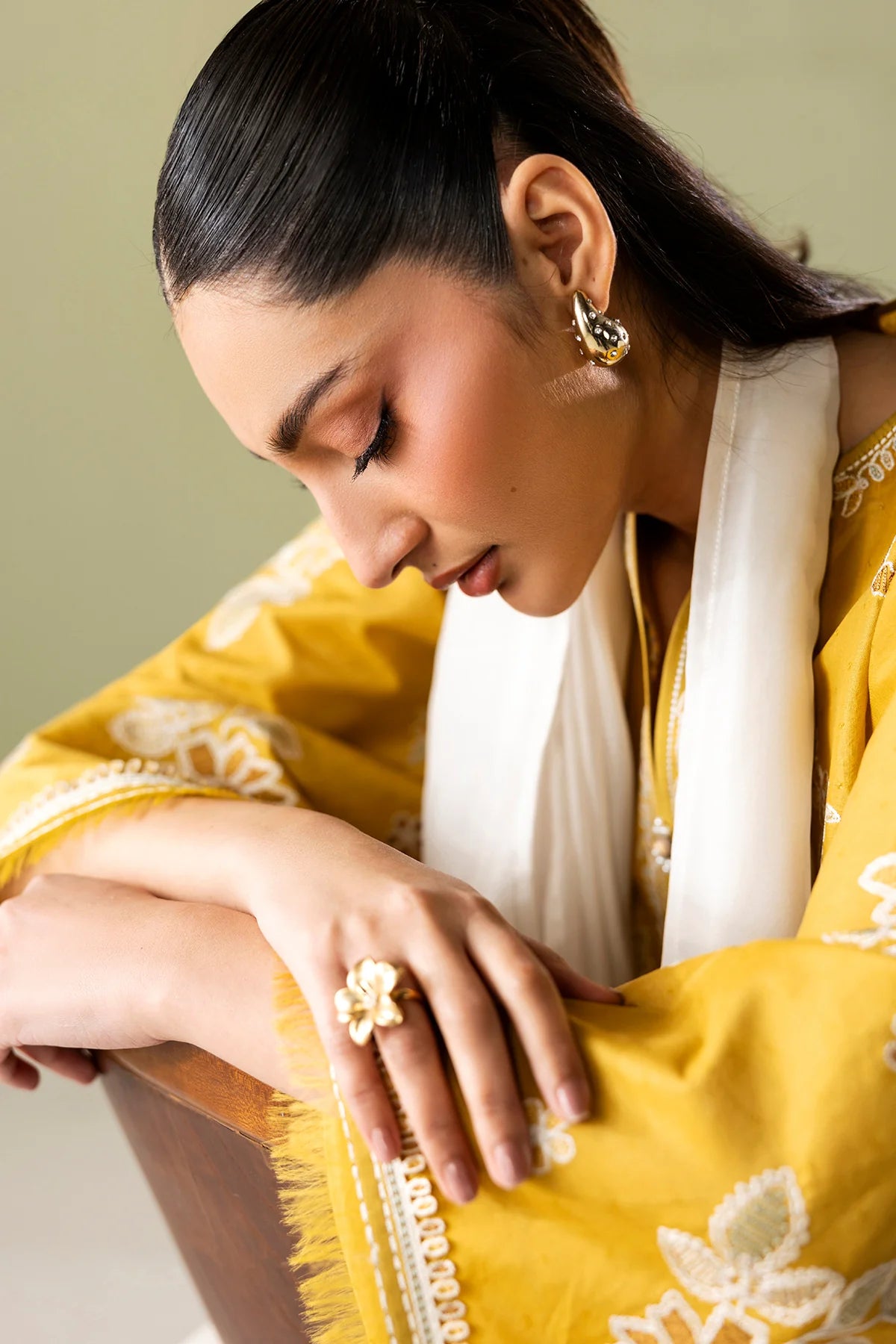 ESUF4419 | UNSTITCHED | Baroque