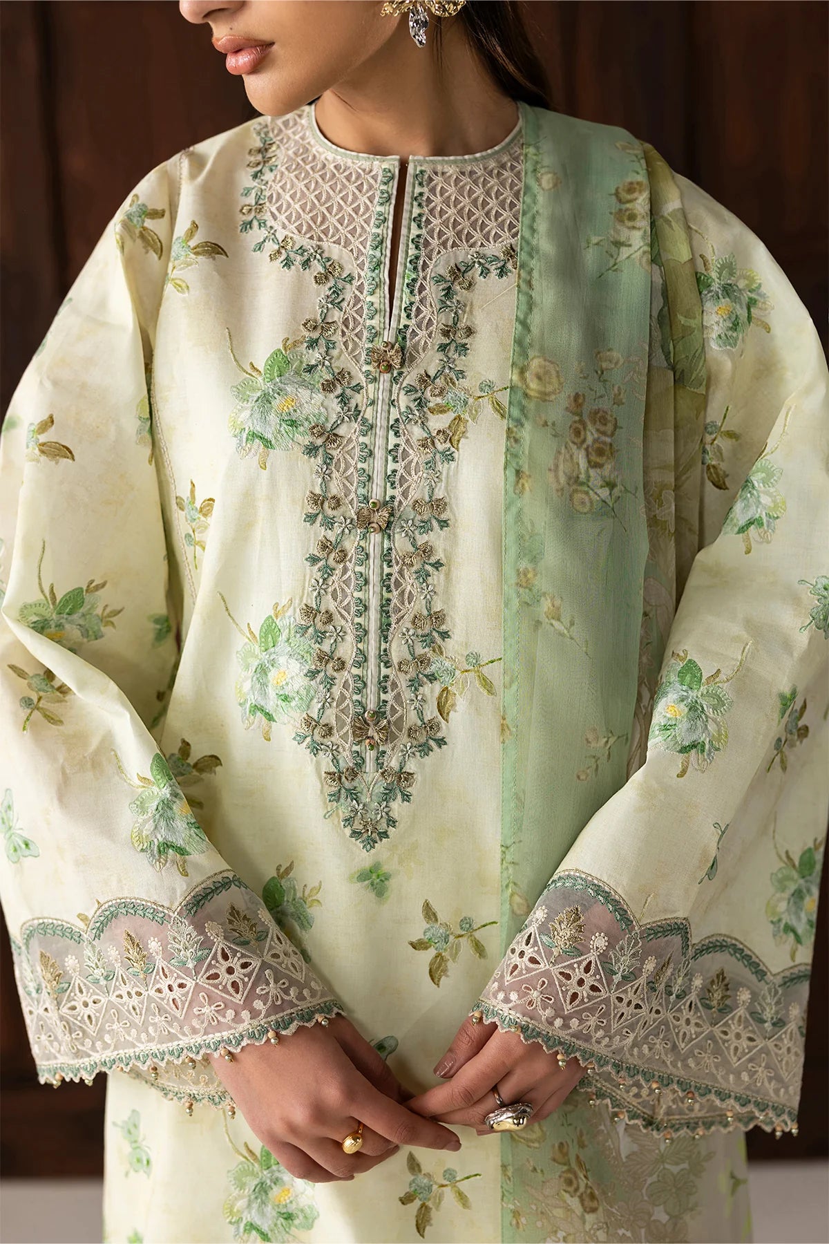 ESUF4420 | UNSTITCHED | Baroque