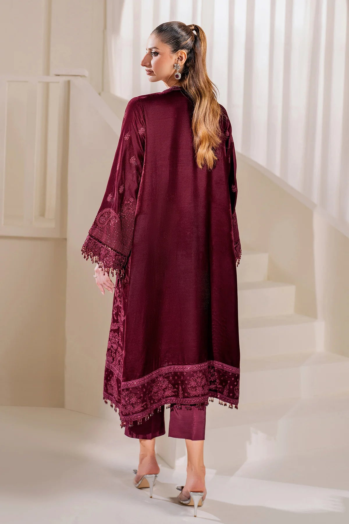 EMBROIDERED VELVET SF-758 | Baroque