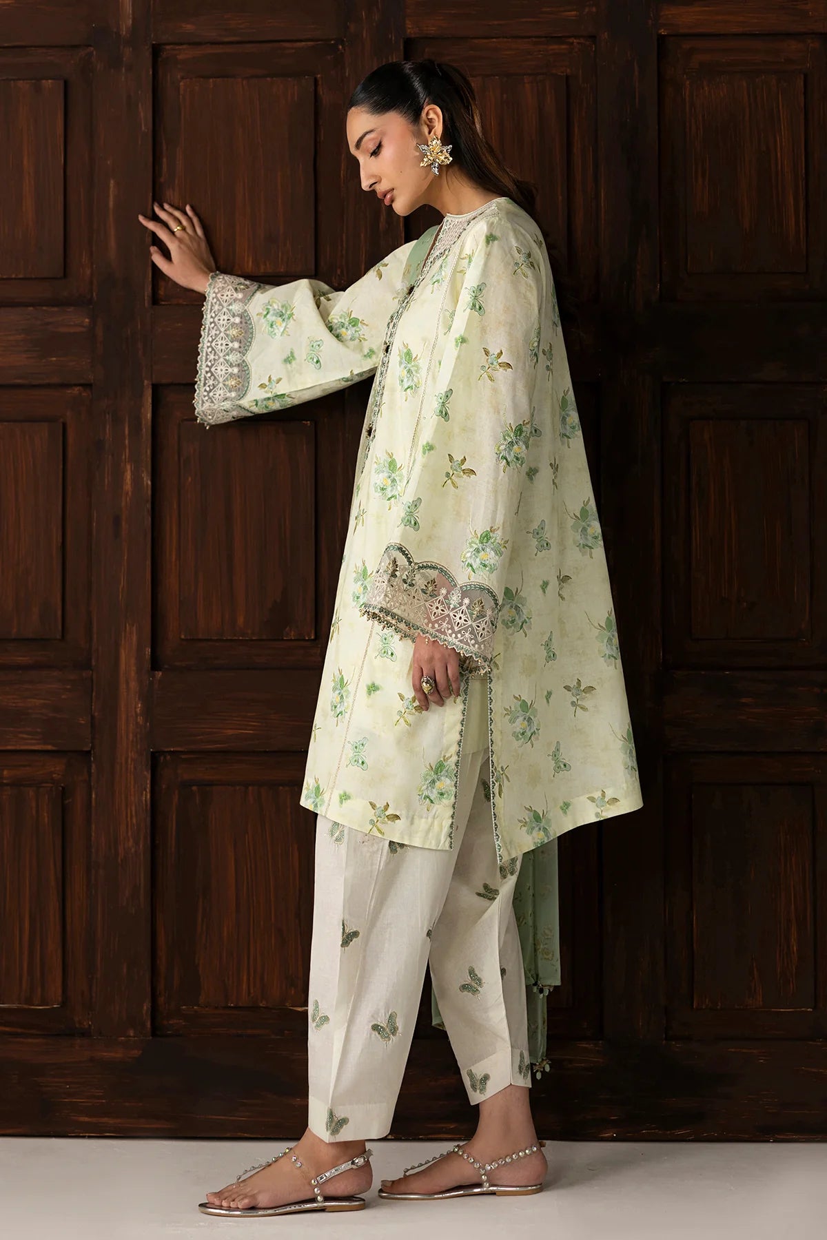 ESUF4420 | UNSTITCHED | Baroque