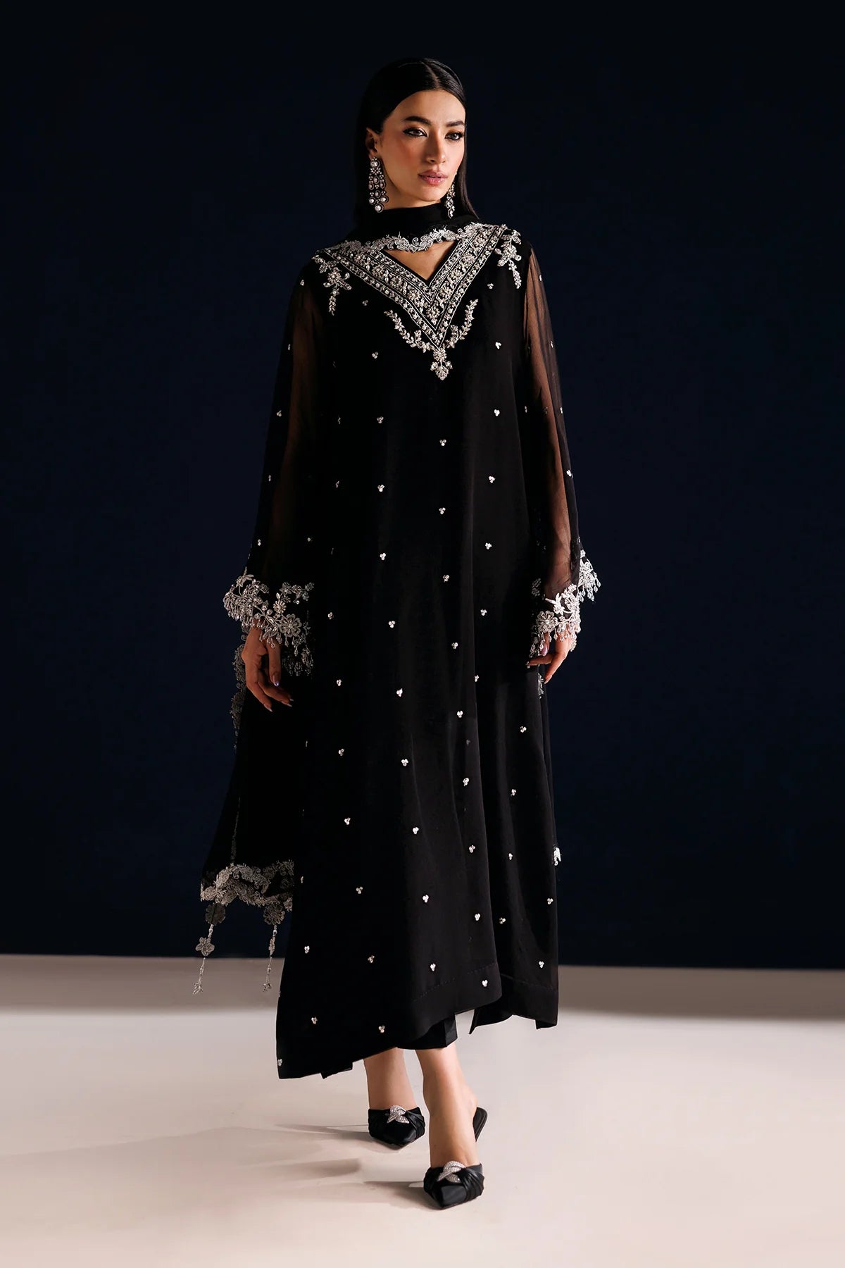 ESPR1285 | New In | Baroque