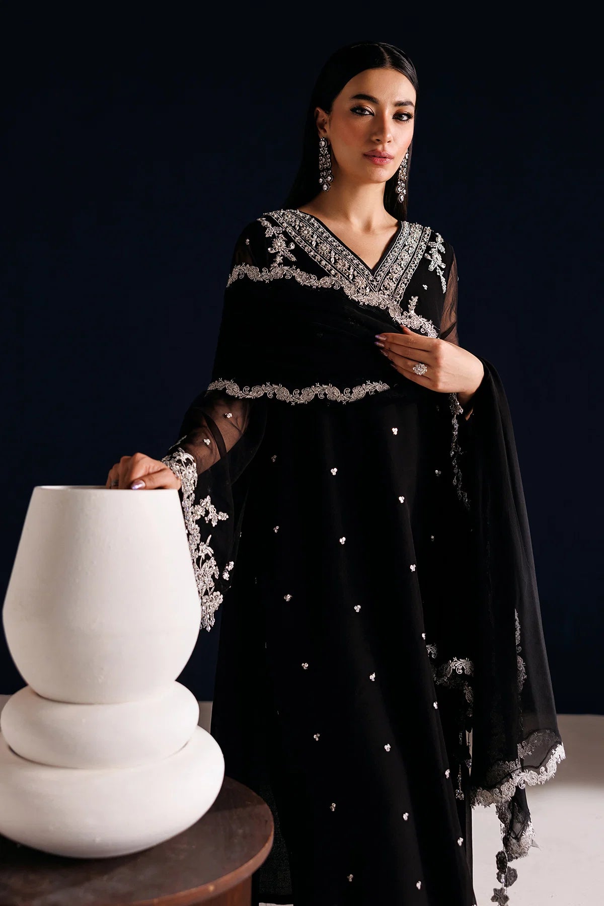 ESPR1285 | New In | Baroque