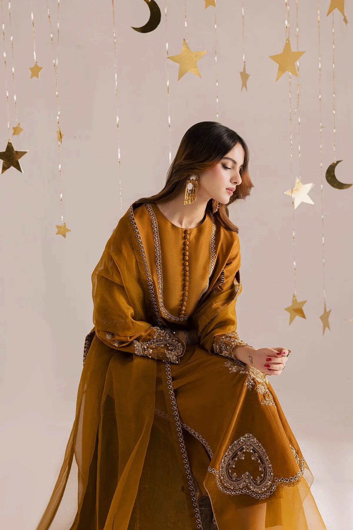 RE-32 | Crescent Dreams | VANYA