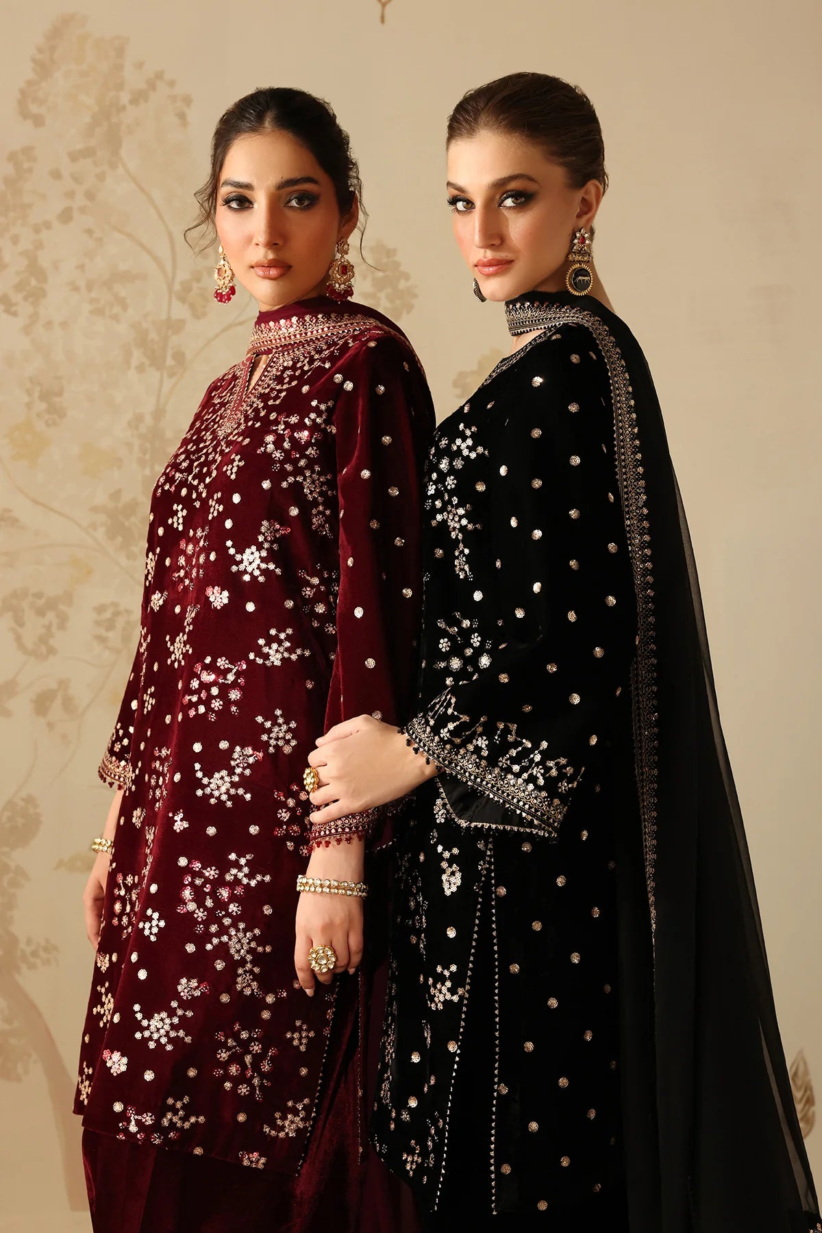EMBROIDERED VELVET SF-4316 | Baroque