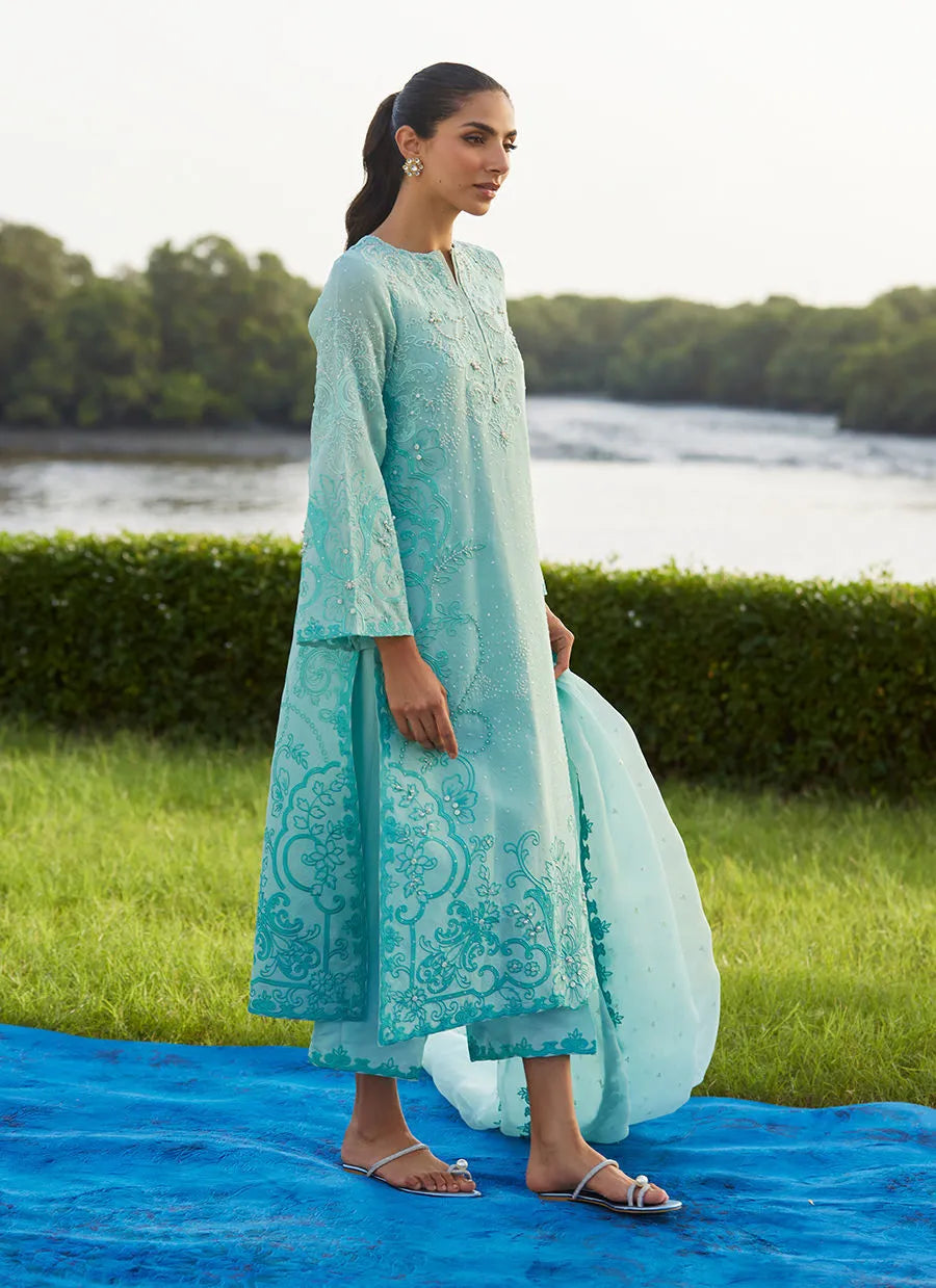 Wari Aqua Kurta And Dupatta | Mayna Festive Luxe Pret '25 | FARAH TALIB AZIZ